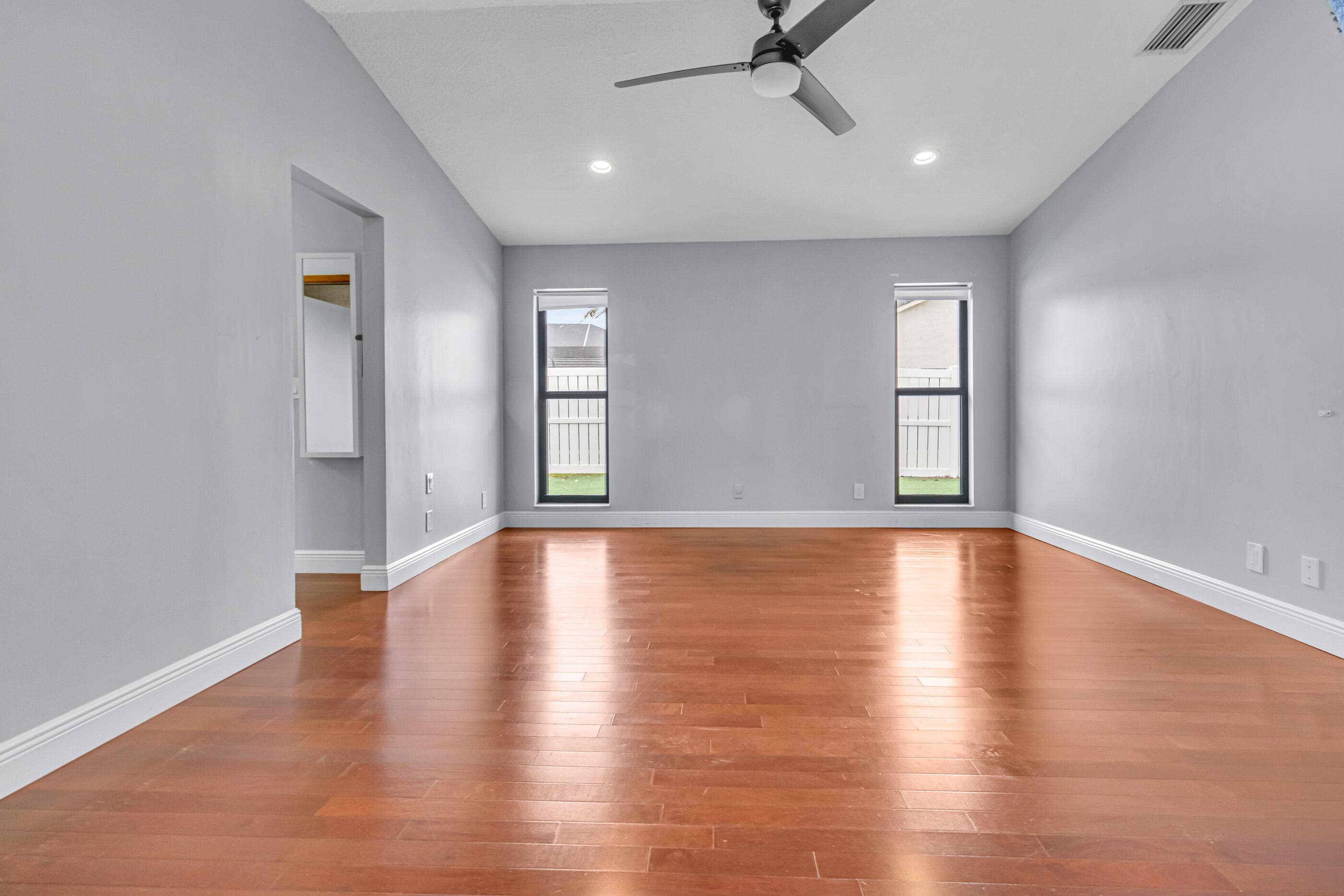 1083 NW 97th Avenue, Plantation, FL 33322 — photo 12 of 36