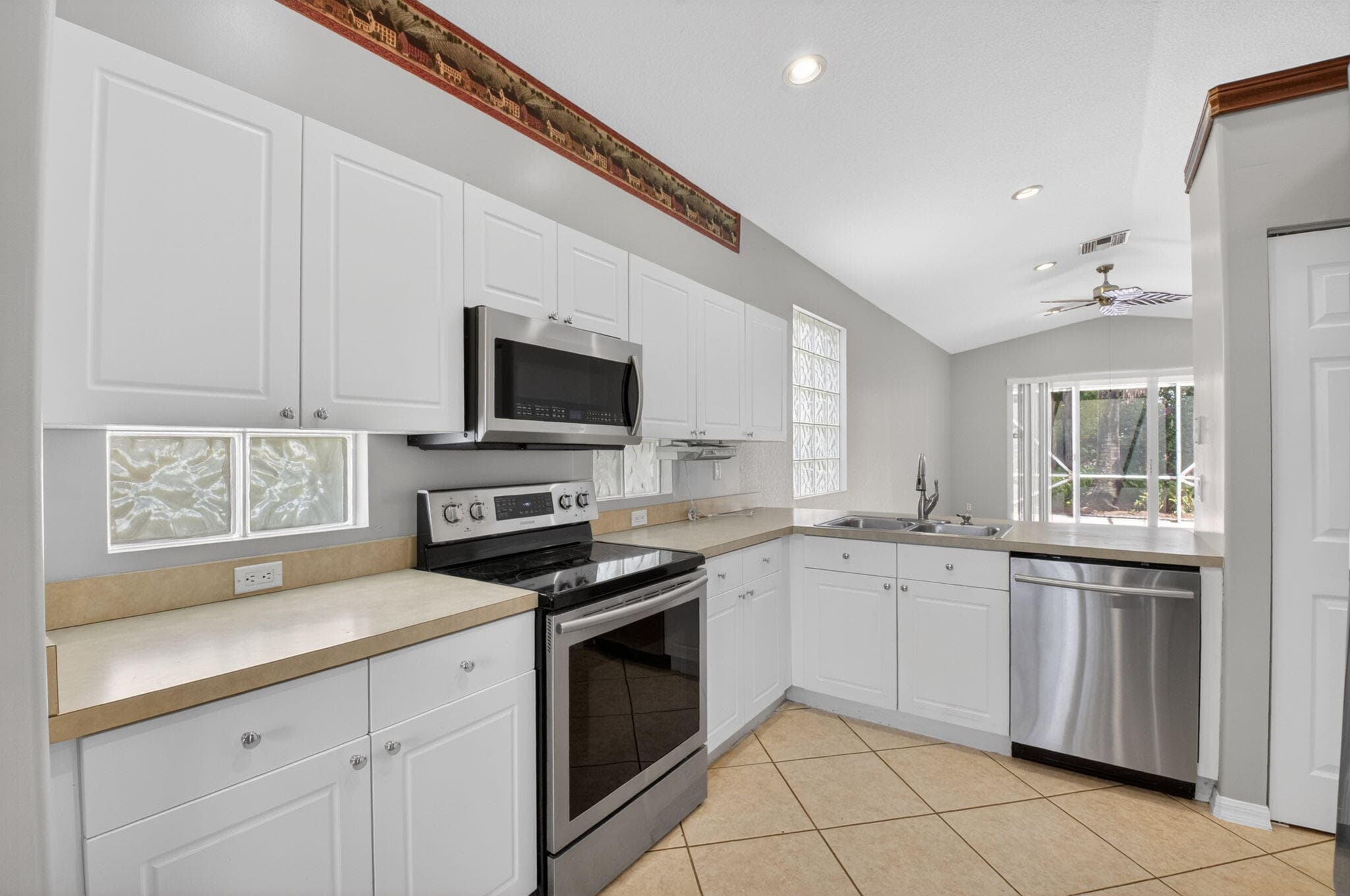8451 Siciliano Street, Boynton Beach, FL 33472 — photo 13 of 67