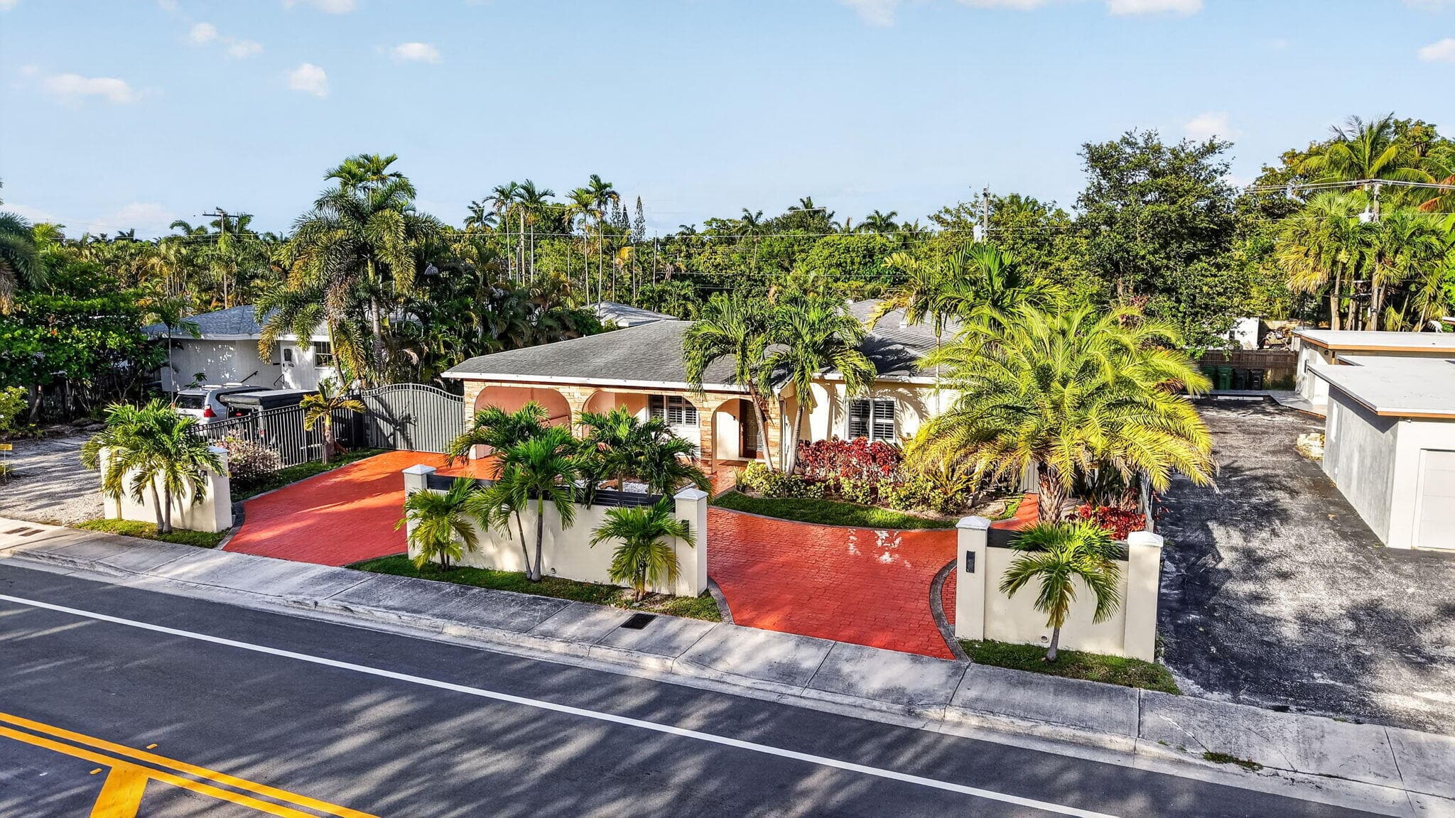 1412 NE 15th Avenue, Fort Lauderdale, FL 33304 — photo 4 of 75