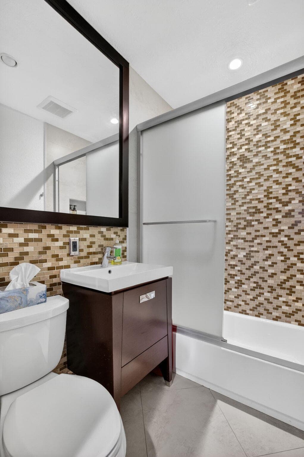 1412 NE 15th Avenue, Fort Lauderdale, FL 33304 — photo 41 of 75