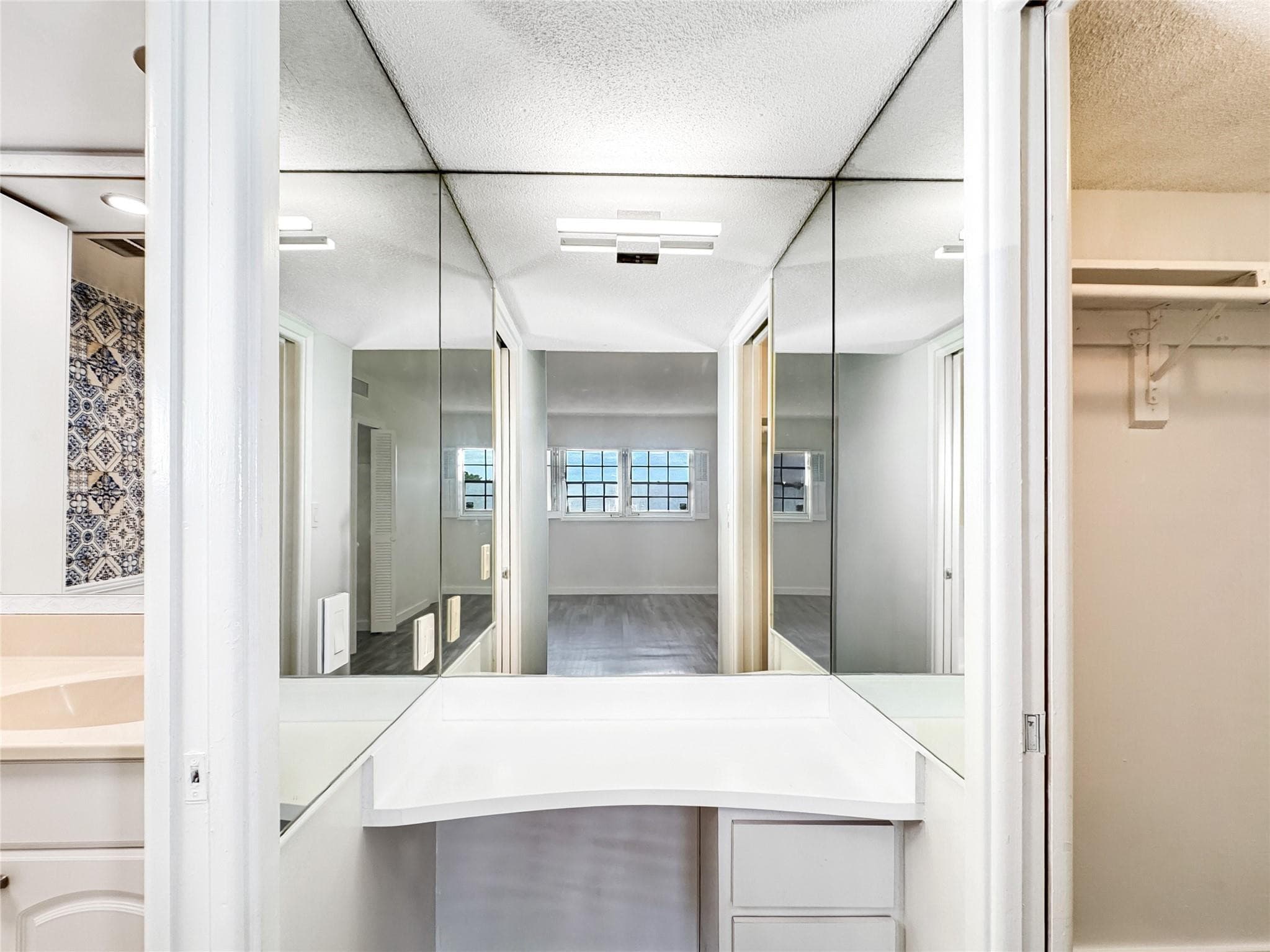 2950 N Palm Aire Drive 506, Pompano Beach, FL 33069 — photo 13 of 29