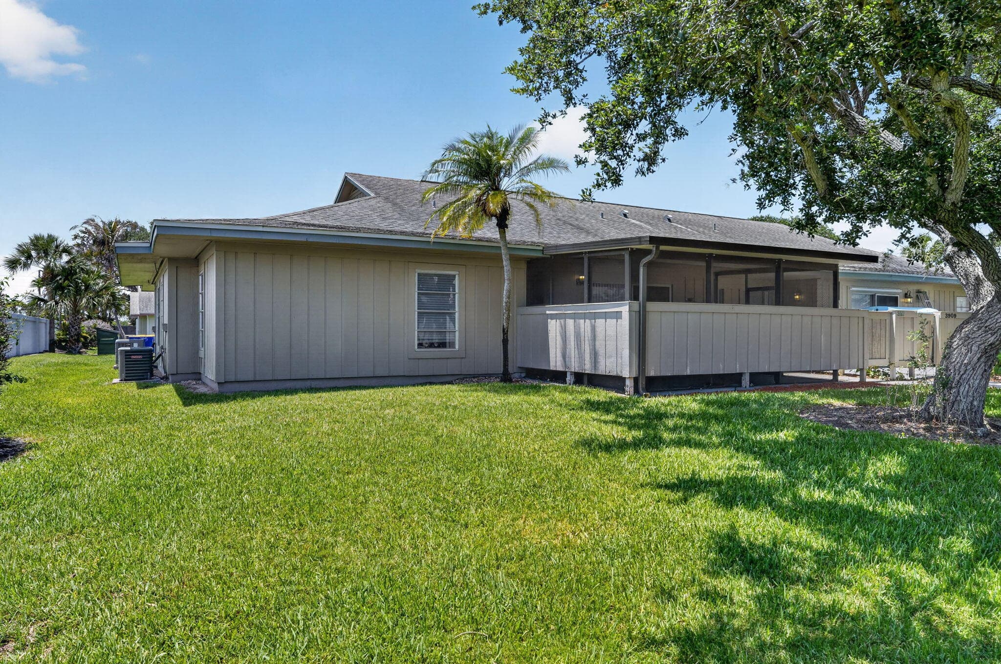 3911 NW Cinnamon Tree Circle, Jensen Beach, FL 34957 — photo 3 of 42