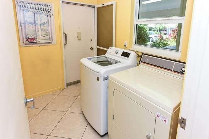 437 French Royale Circle, Atlantis, FL 33462 — photo 16 of 40
