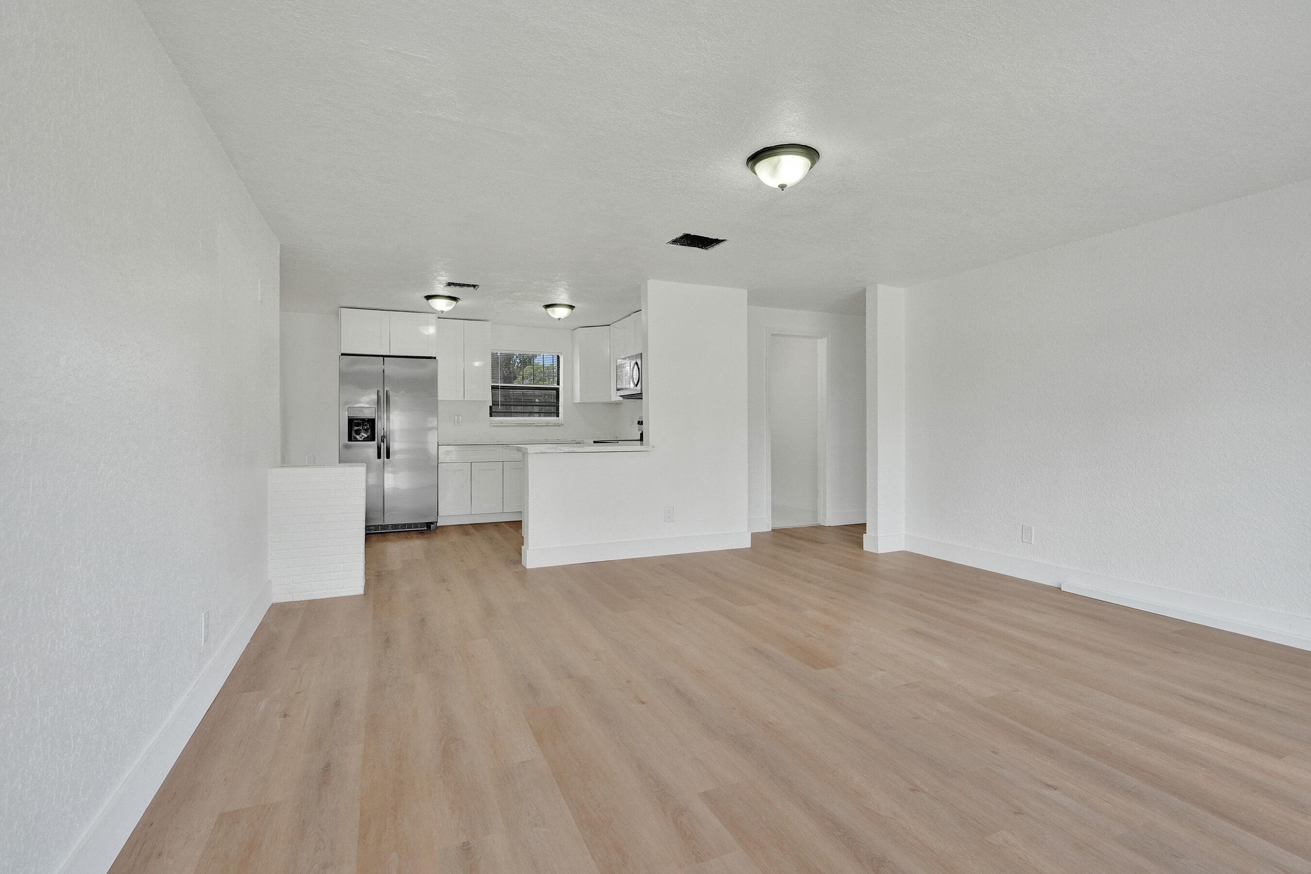 2901 NW 21st Street, Fort Lauderdale, FL 33311 — photo 7 of 36