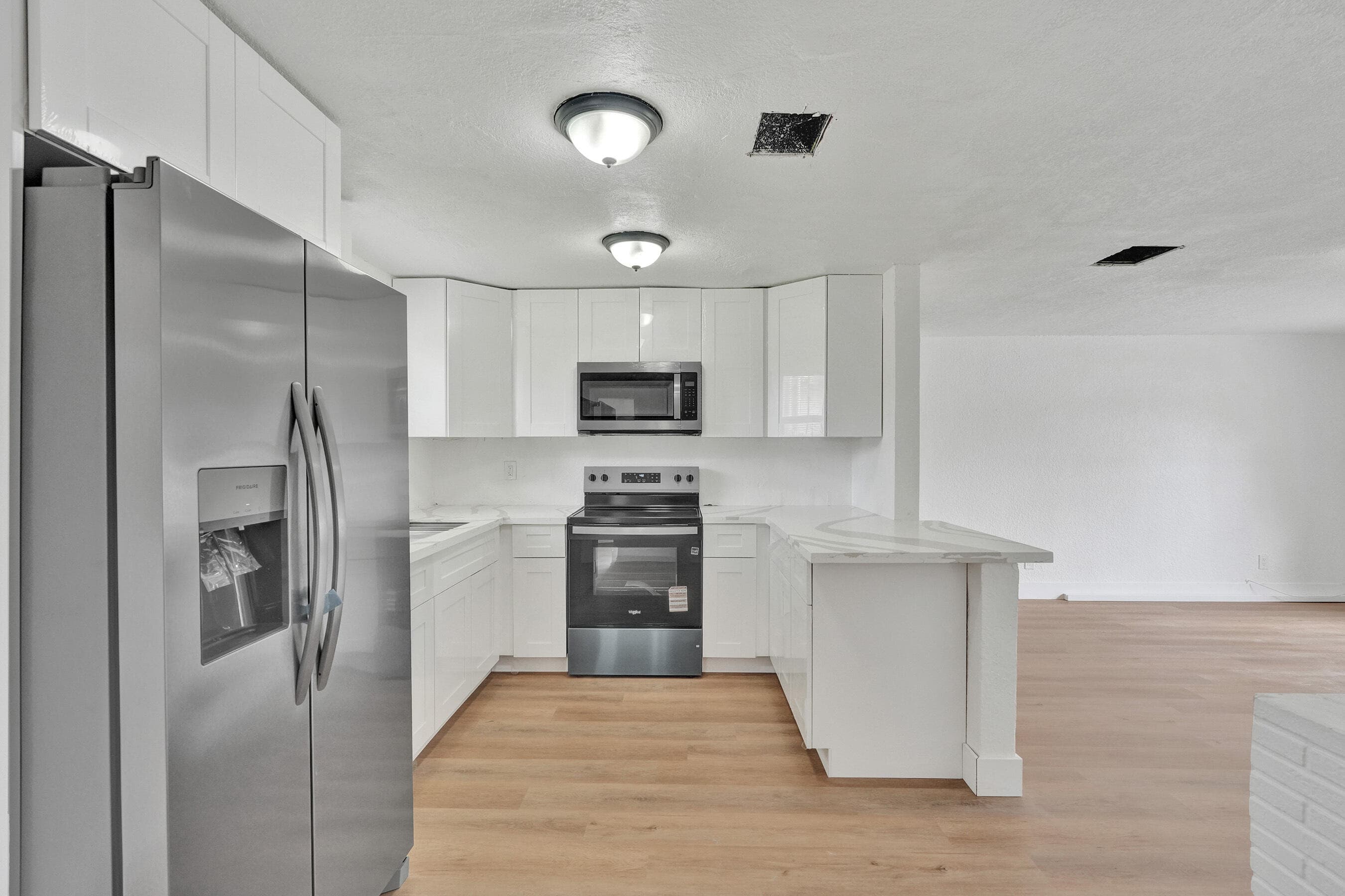 2901 NW 21st Street, Fort Lauderdale, FL 33311 — photo 14 of 36