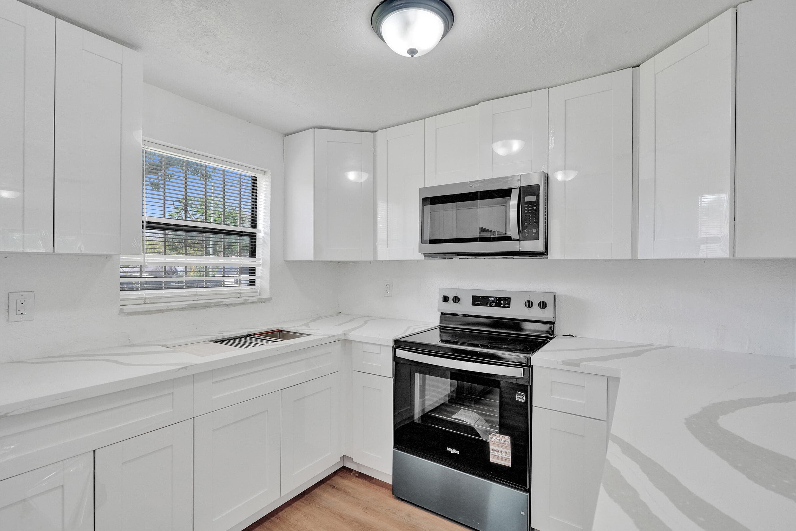 2901 NW 21st Street, Fort Lauderdale, FL 33311 — photo 17 of 36