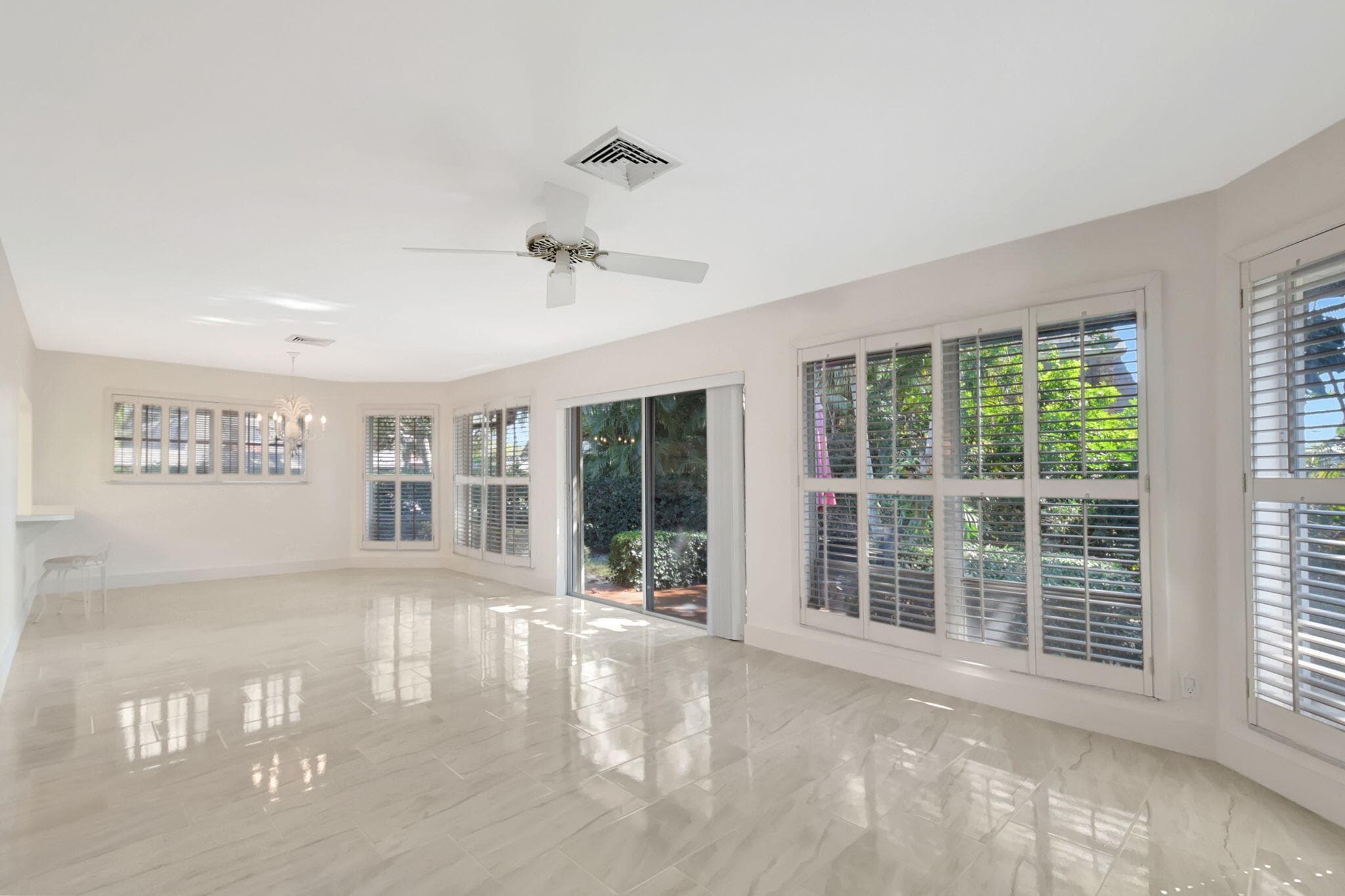 428 Pine Villa Drive, Atlantis, FL 33462 — photo 8 of 48