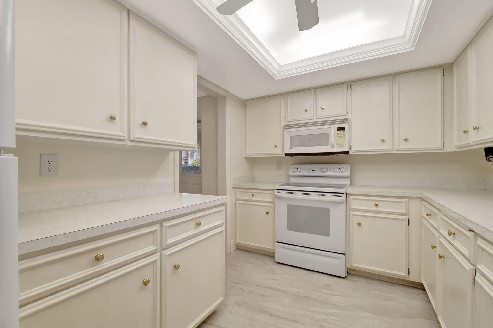 428 Pine Villa Drive, Atlantis, FL 33462 — photo 14 of 48