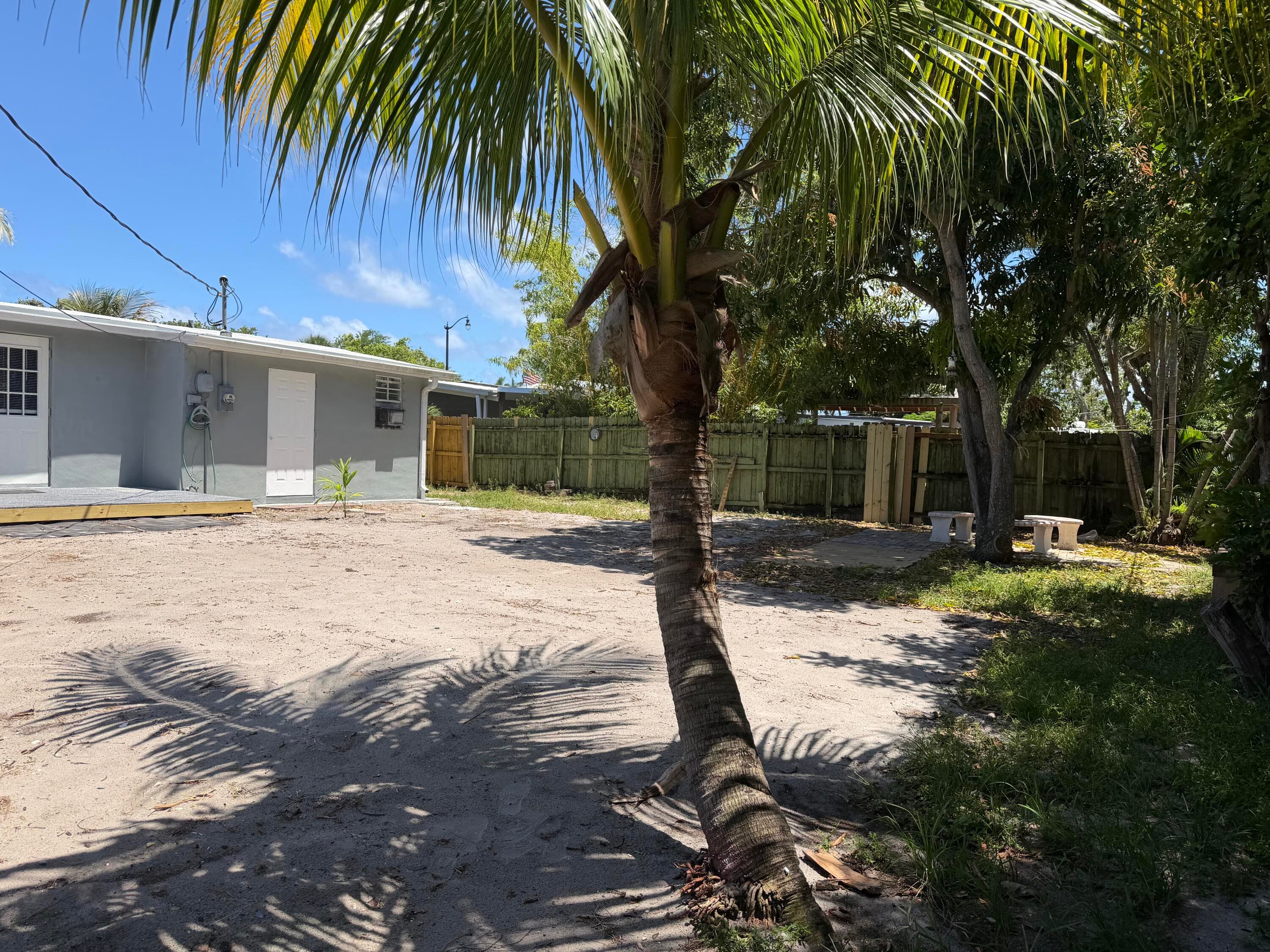 5233 NE 20th Terrace, Pompano Beach, FL 33064 — photo 3 of 20
