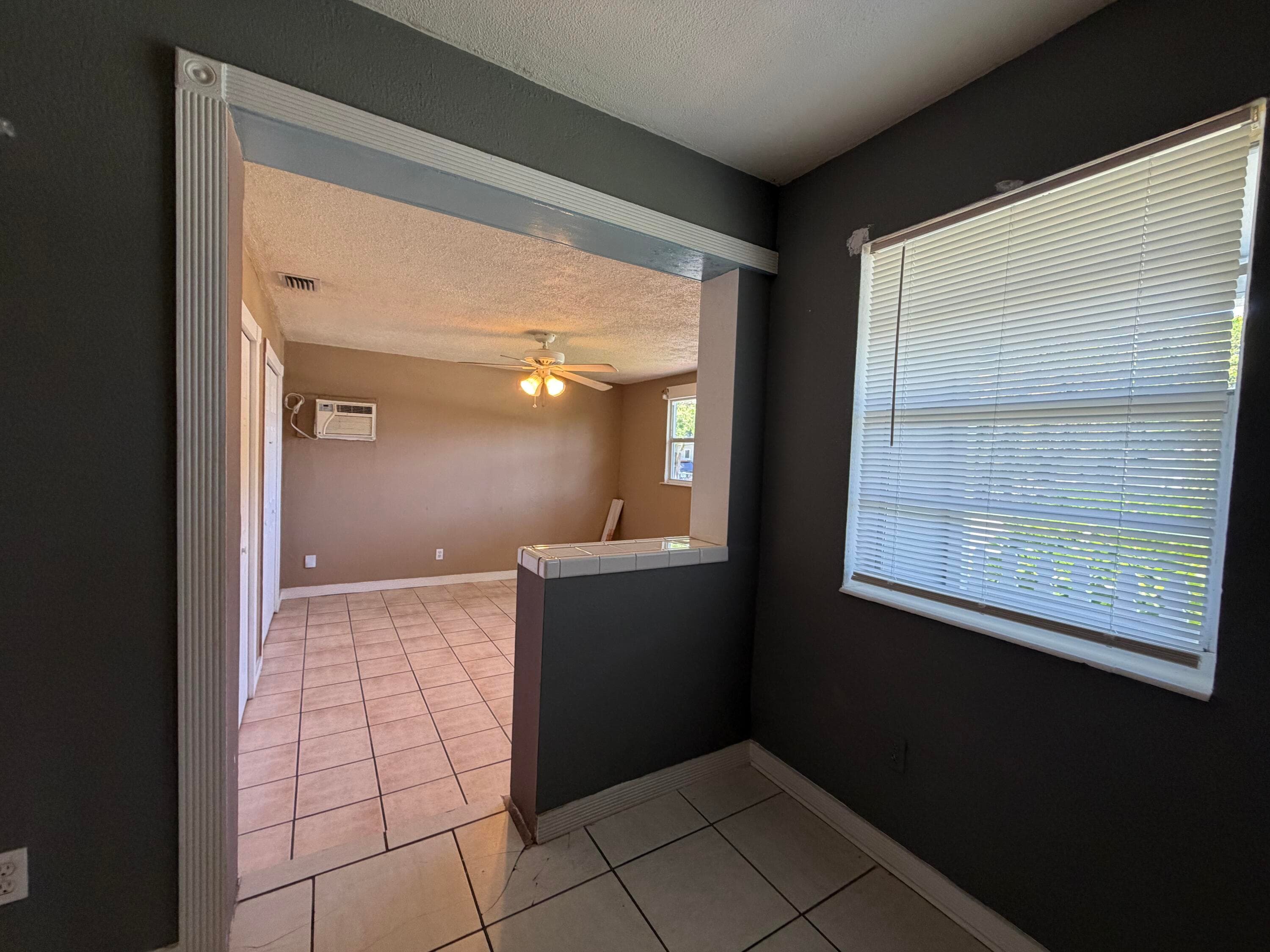 5233 NE 20th Terrace, Pompano Beach, FL 33064 — photo 7 of 20