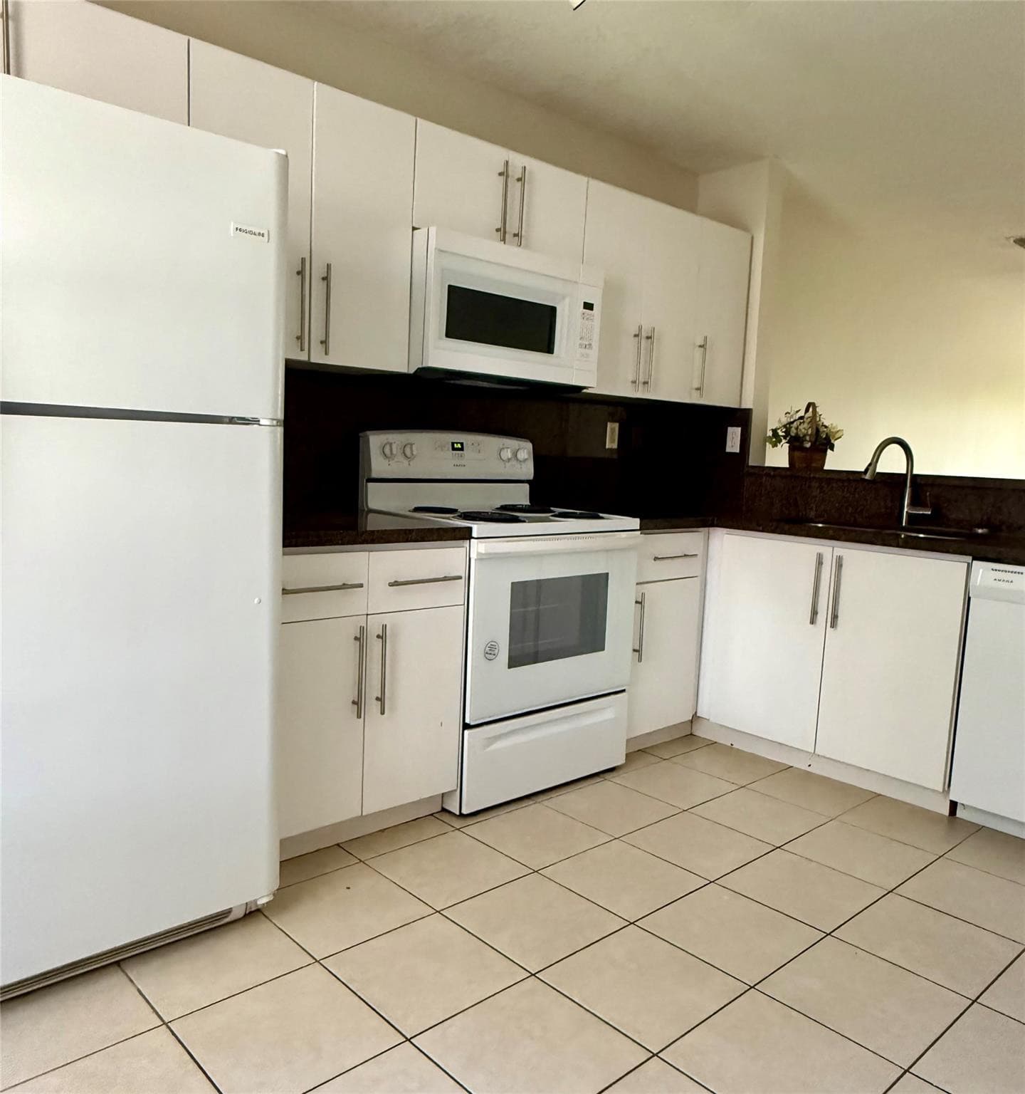 3142 SW 129th Way 156, Miramar, FL 33027 — photo 4 of 21
