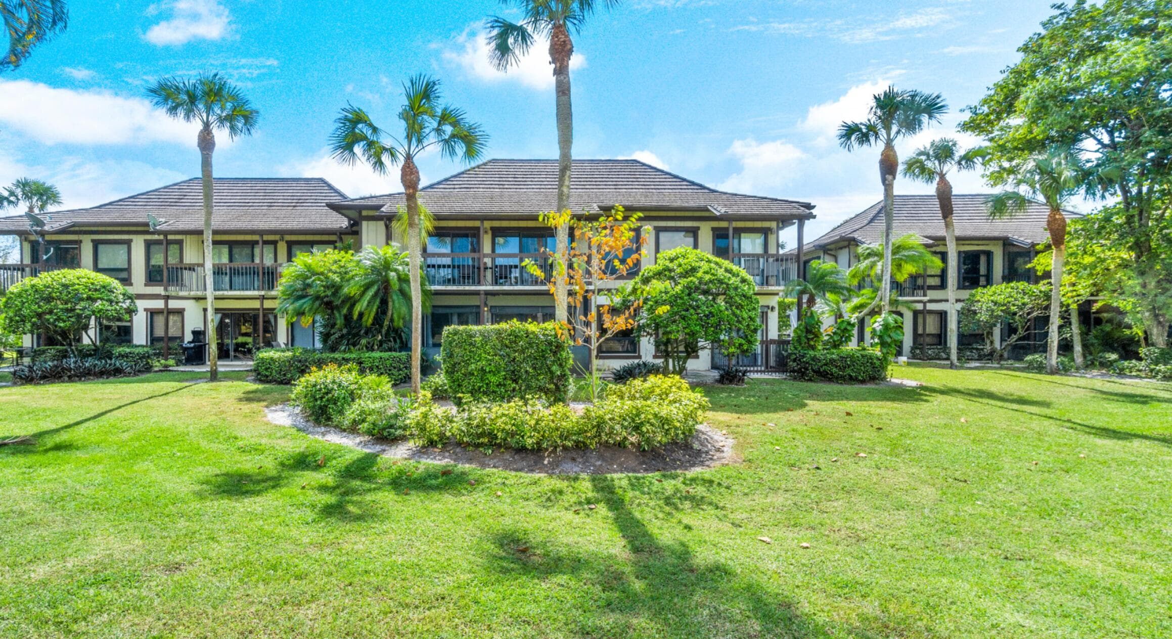 13334 Polo Club Road 216, Wellington, FL 33414 — photo 1 of 9