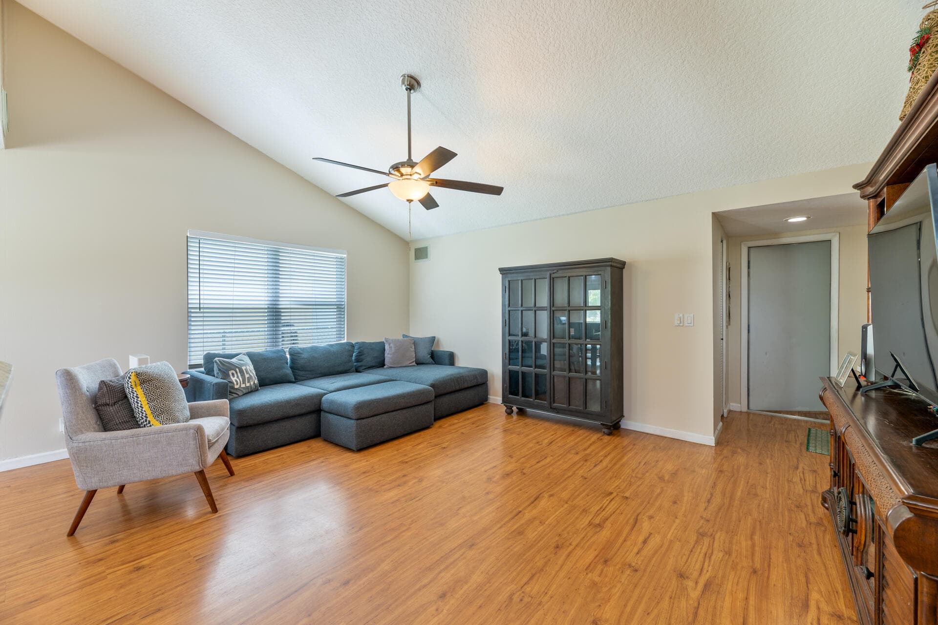 11145 NW 26th Street, Sunrise, FL 33322 — photo 5 of 24