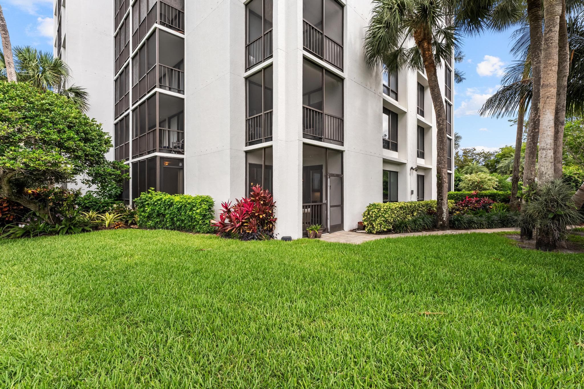 6895 Willow Wood Drive 1011, Boca Raton, FL 33434 — photo 40 of 80