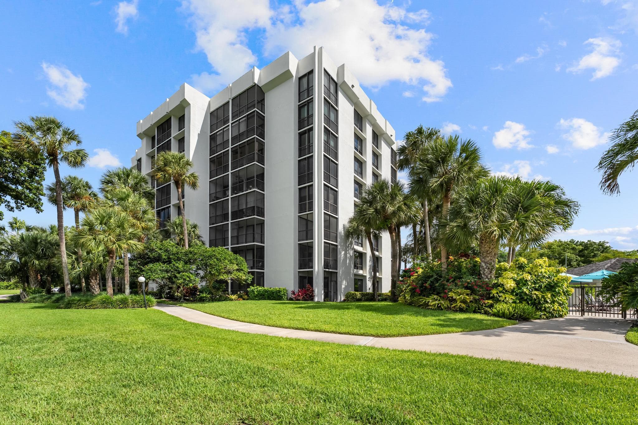 6895 Willow Wood Drive 1011, Boca Raton, FL 33434 — photo 41 of 80