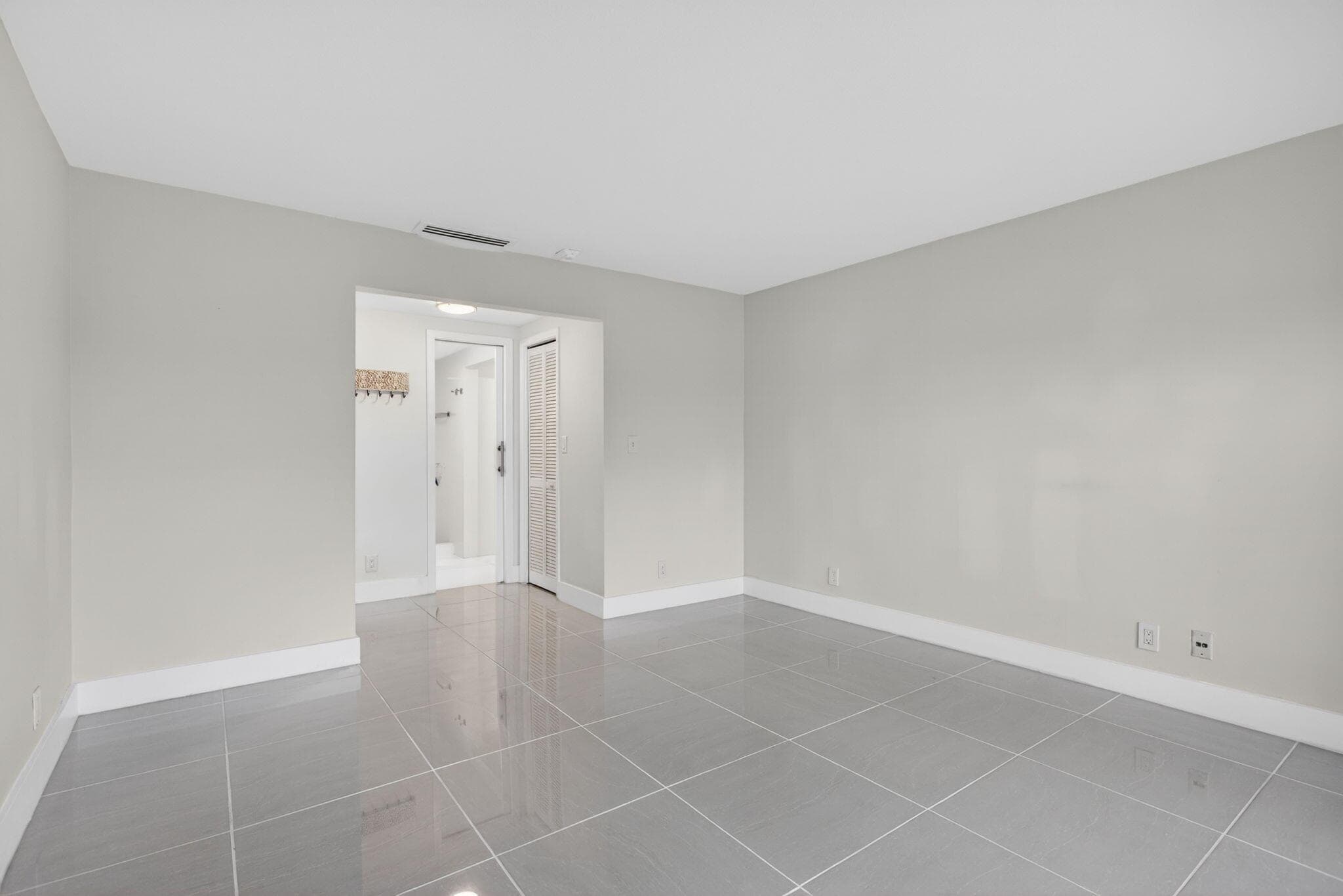 3212 NE 12th Street Apt 204, Pompano Beach, FL 33062 — photo 15 of 27