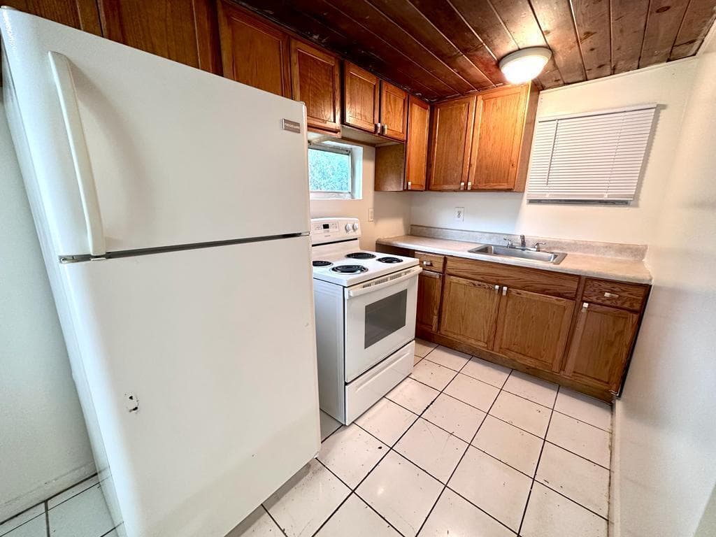508 56th Street Unit 1, West Palm Beach, FL 33407 — photo 3 of 11