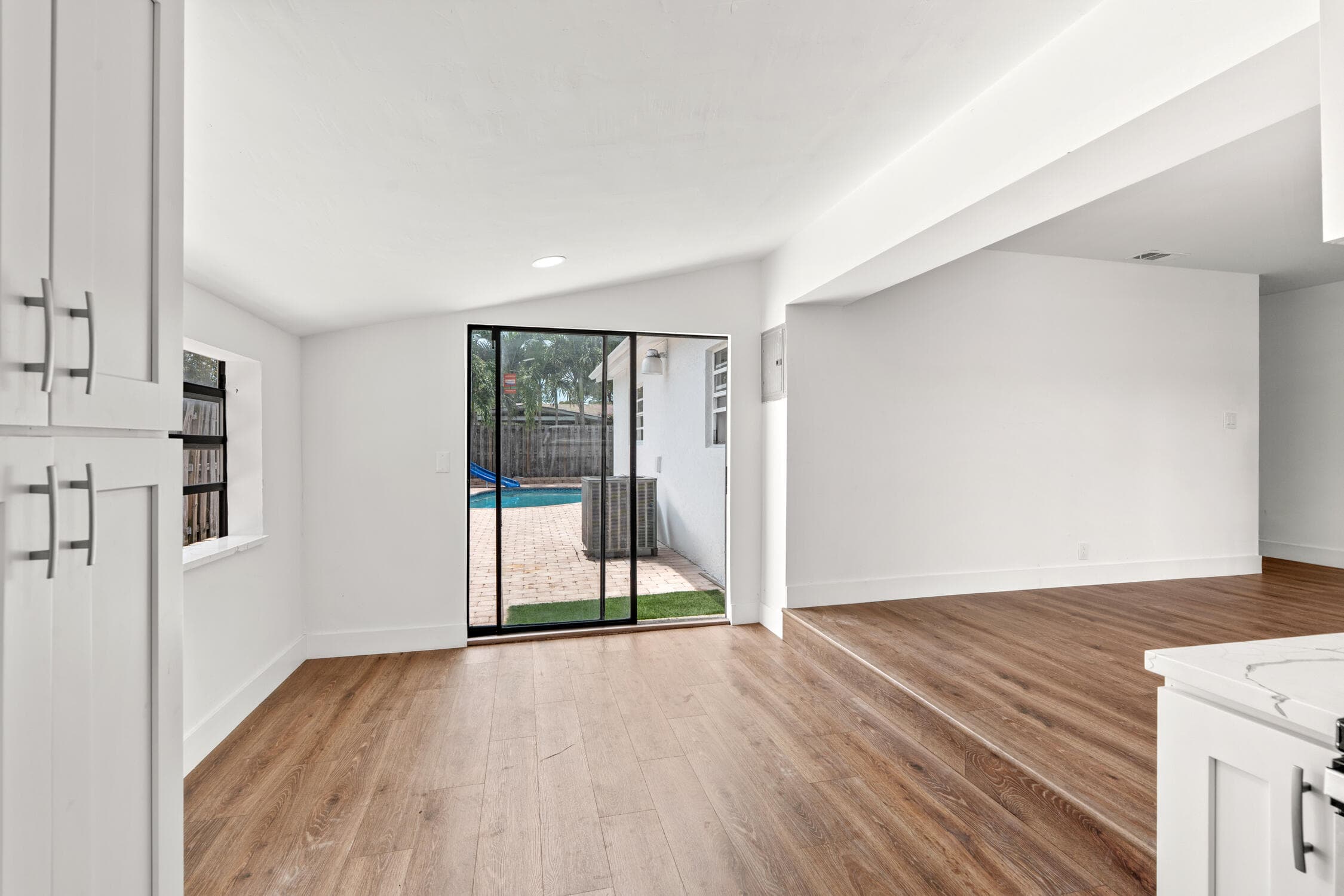 340 NE 26th Court, Pompano Beach, FL 33064 — photo 10 of 30