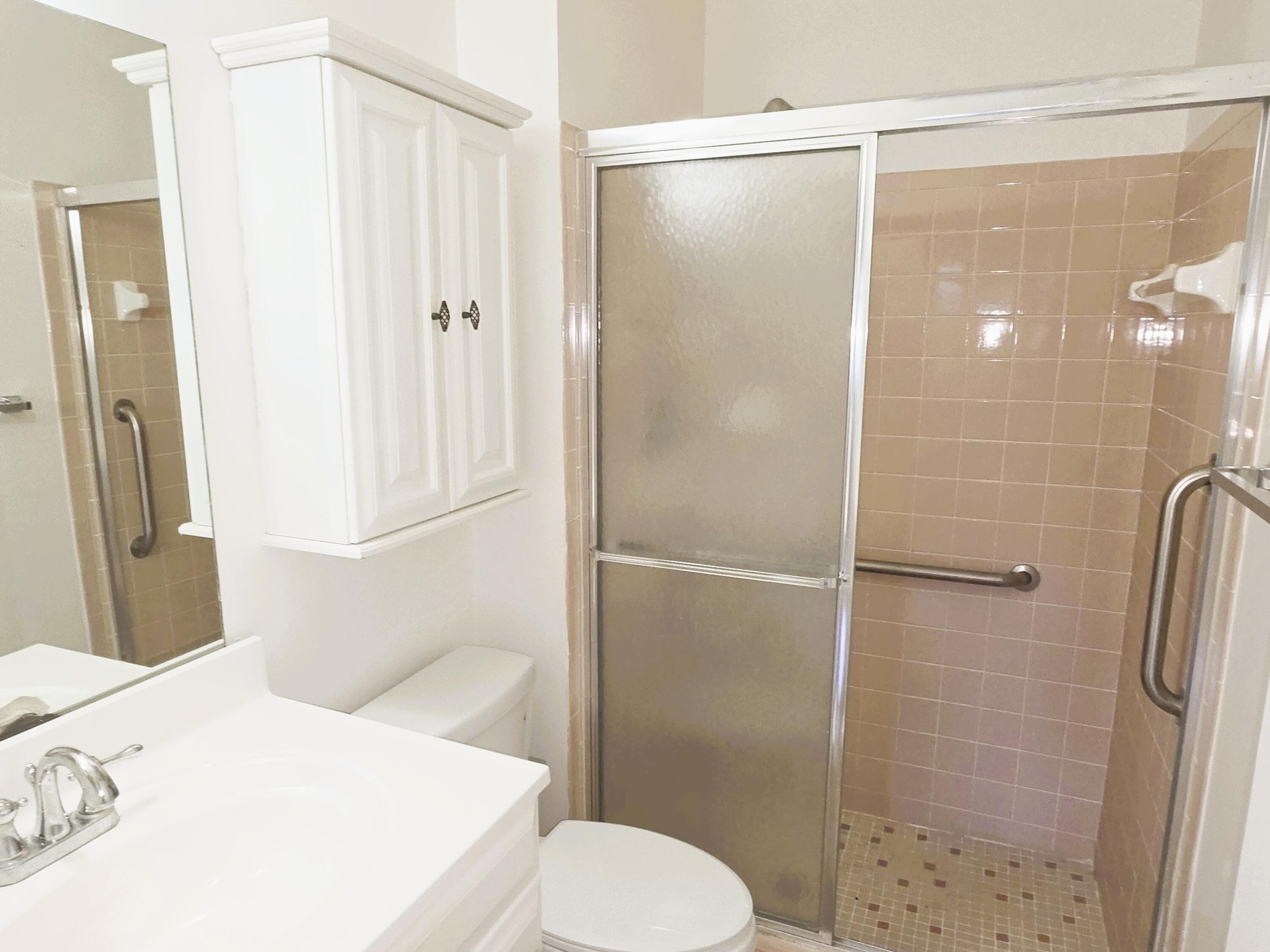 5445 Glenda Street, West Palm Beach, FL 33417 — photo 8 of 35