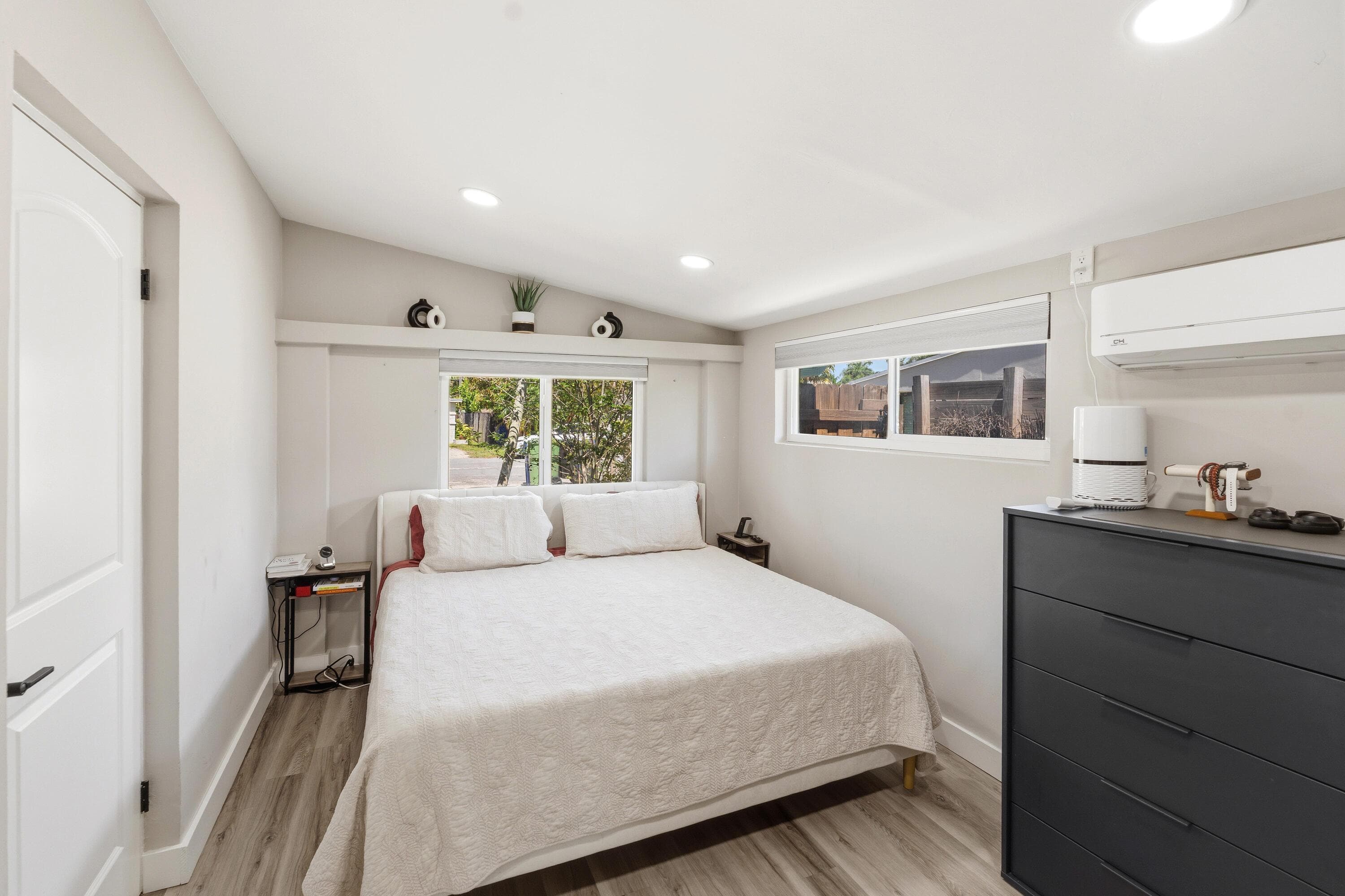 1636 NE 17th Terrace, Fort Lauderdale, FL 33305 — photo 10 of 26