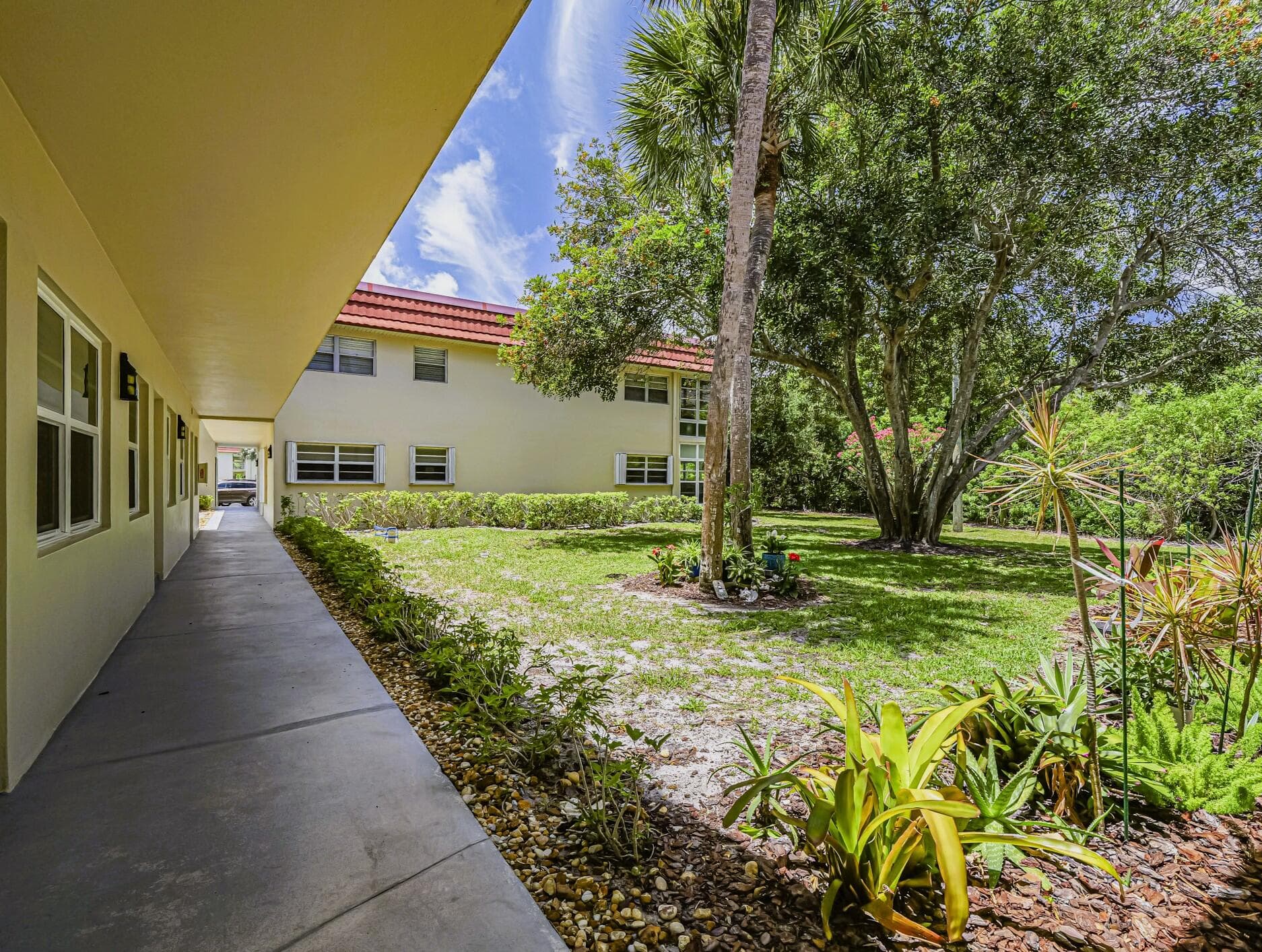 109 Spring Lake Court 105, Vero Beach, FL 32962 — photo 20 of 36