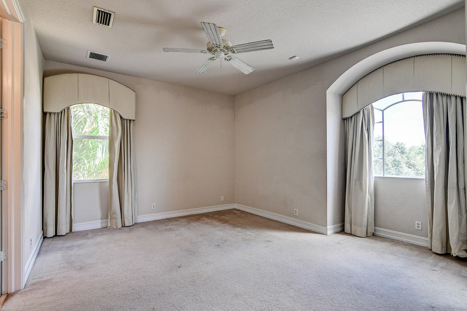 670 Edgebrook Lane, Royal Palm Beach, FL 33411 — photo 31 of 79