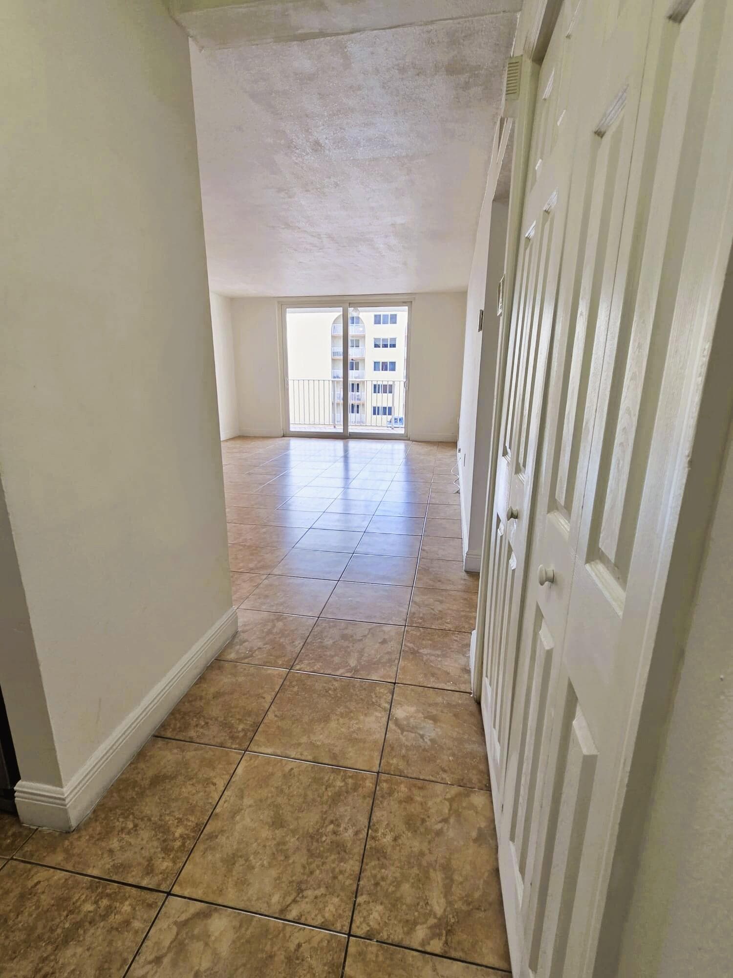 7000 NW 186th Street 4-316, Hialeah, FL 33015 — photo 8 of 29