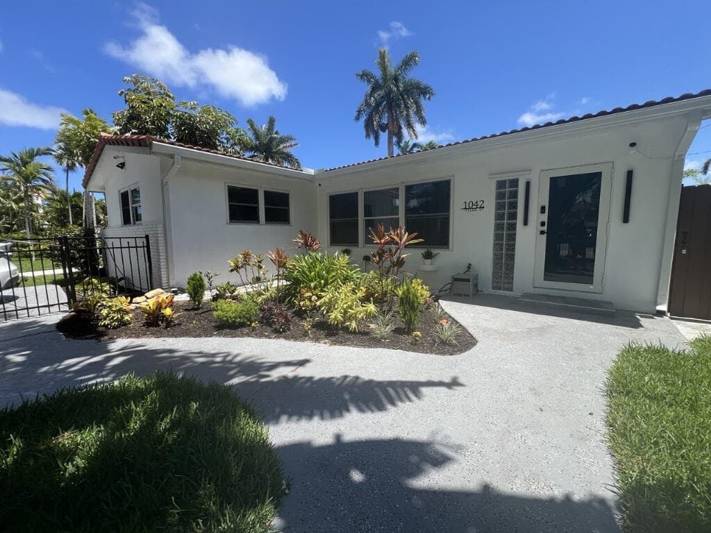1042 Tyler Street, Hollywood, FL 33019 — photo 1 of 15