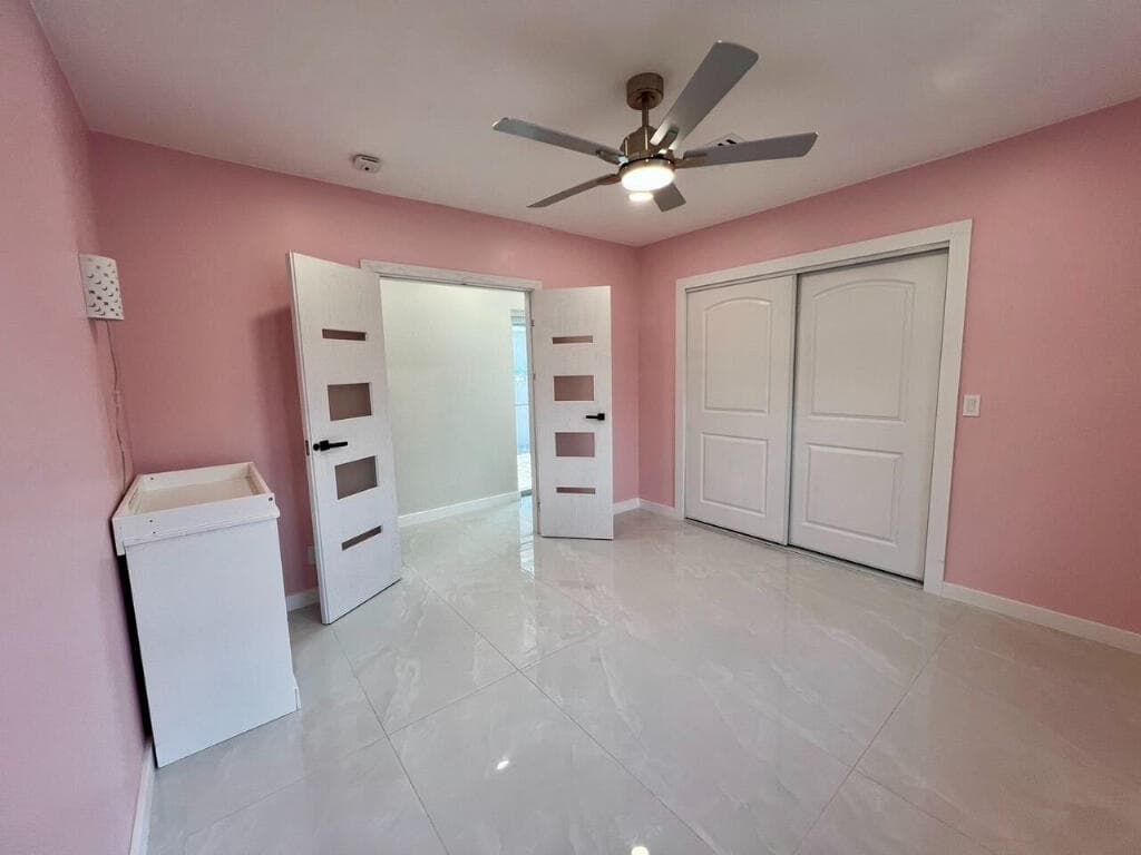1042 Tyler Street, Hollywood, FL 33019 — photo 12 of 15