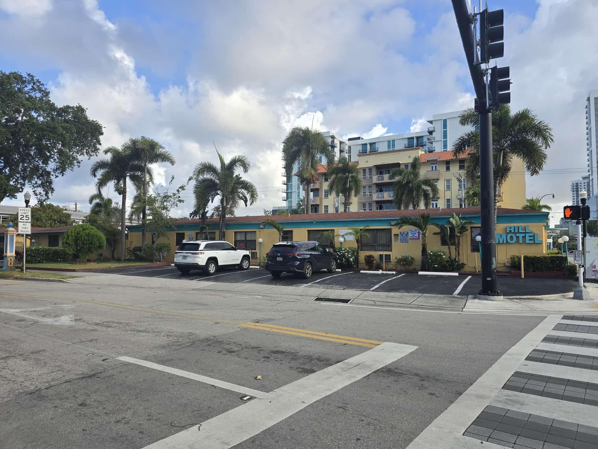 418 S Federal Highway, Hollywood, FL — photo 24 of 25