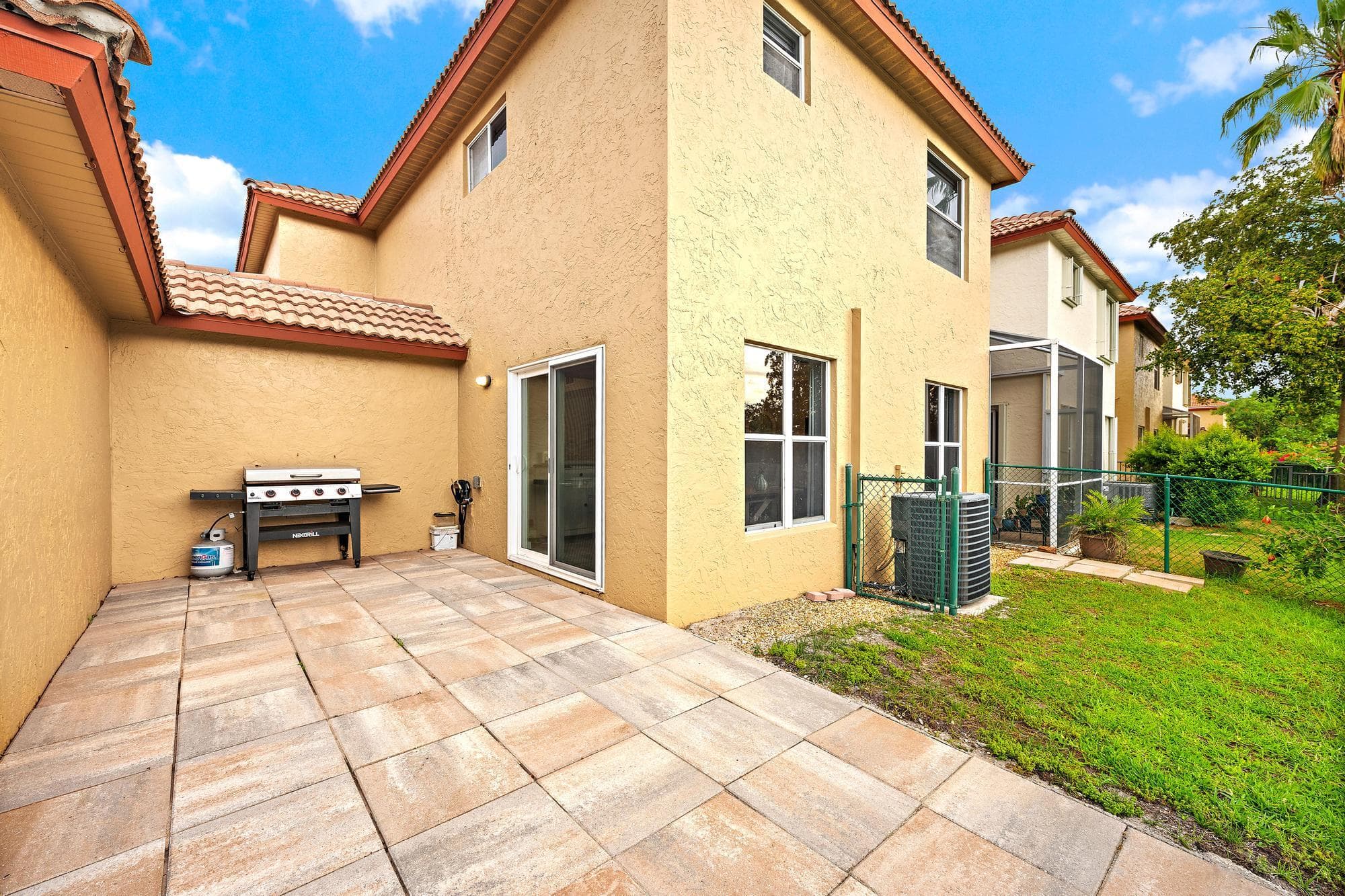 1088 Via Jardin, Riviera Beach, FL 33418 — photo 18 of 29