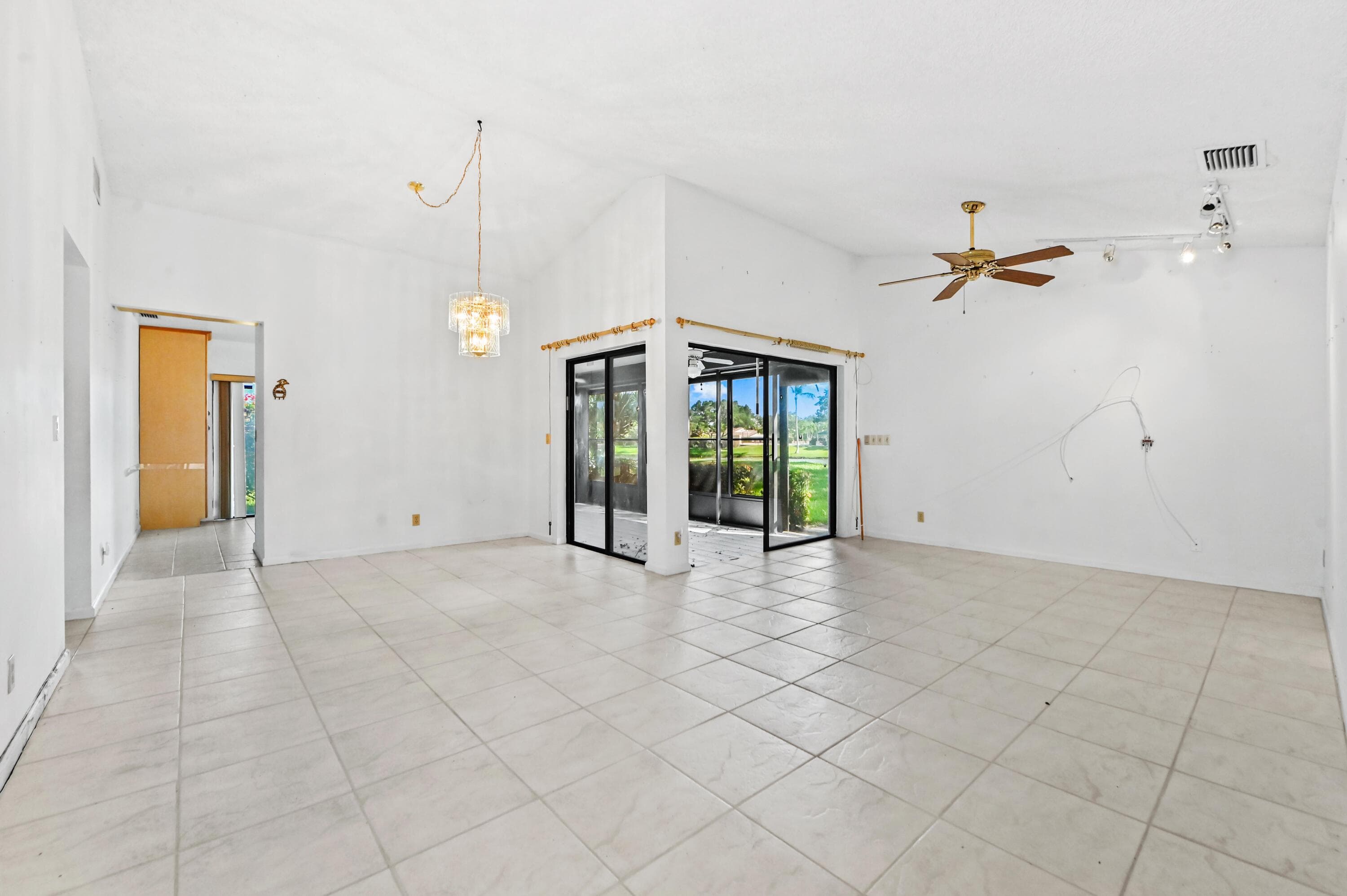 5537 Parkwalk Circle E, Boynton Beach, FL 33472 — photo 4 of 26