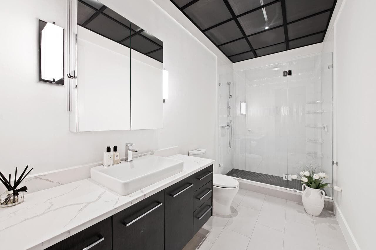 425 N Andrews Avenue 206, Fort Lauderdale, FL 33301 — photo 9 of 16