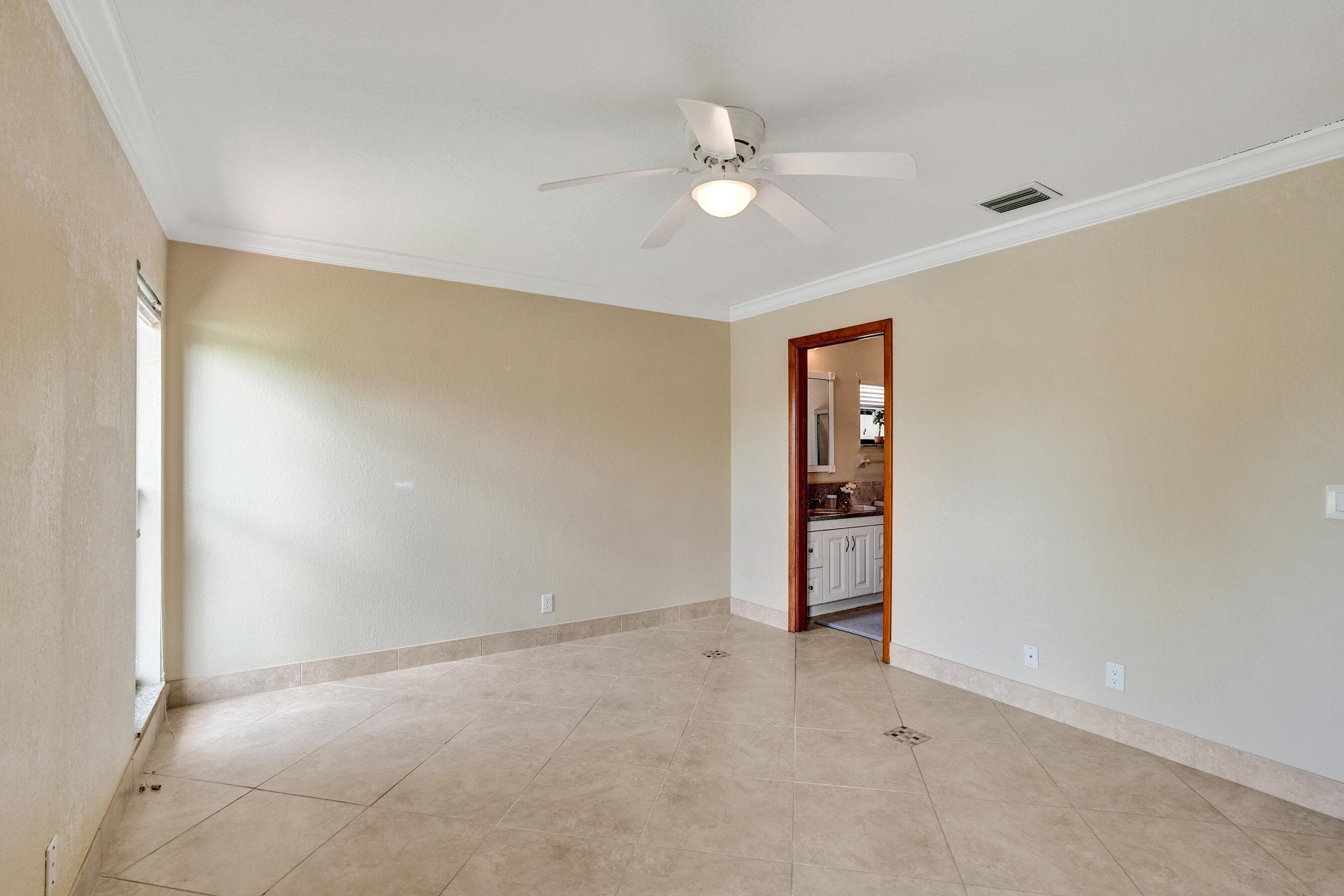 2105 SW 17th Circle, Deerfield Beach, FL 33442 — photo 35 of 95