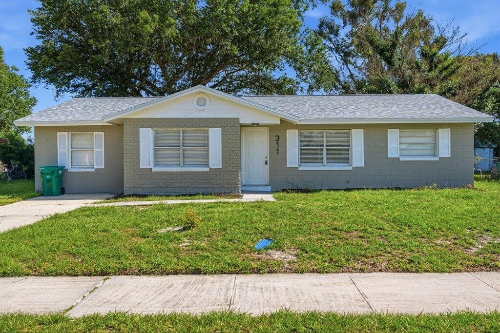 311 Essex Drive, Fort Pierce, FL 34946 — photo 1 of 25