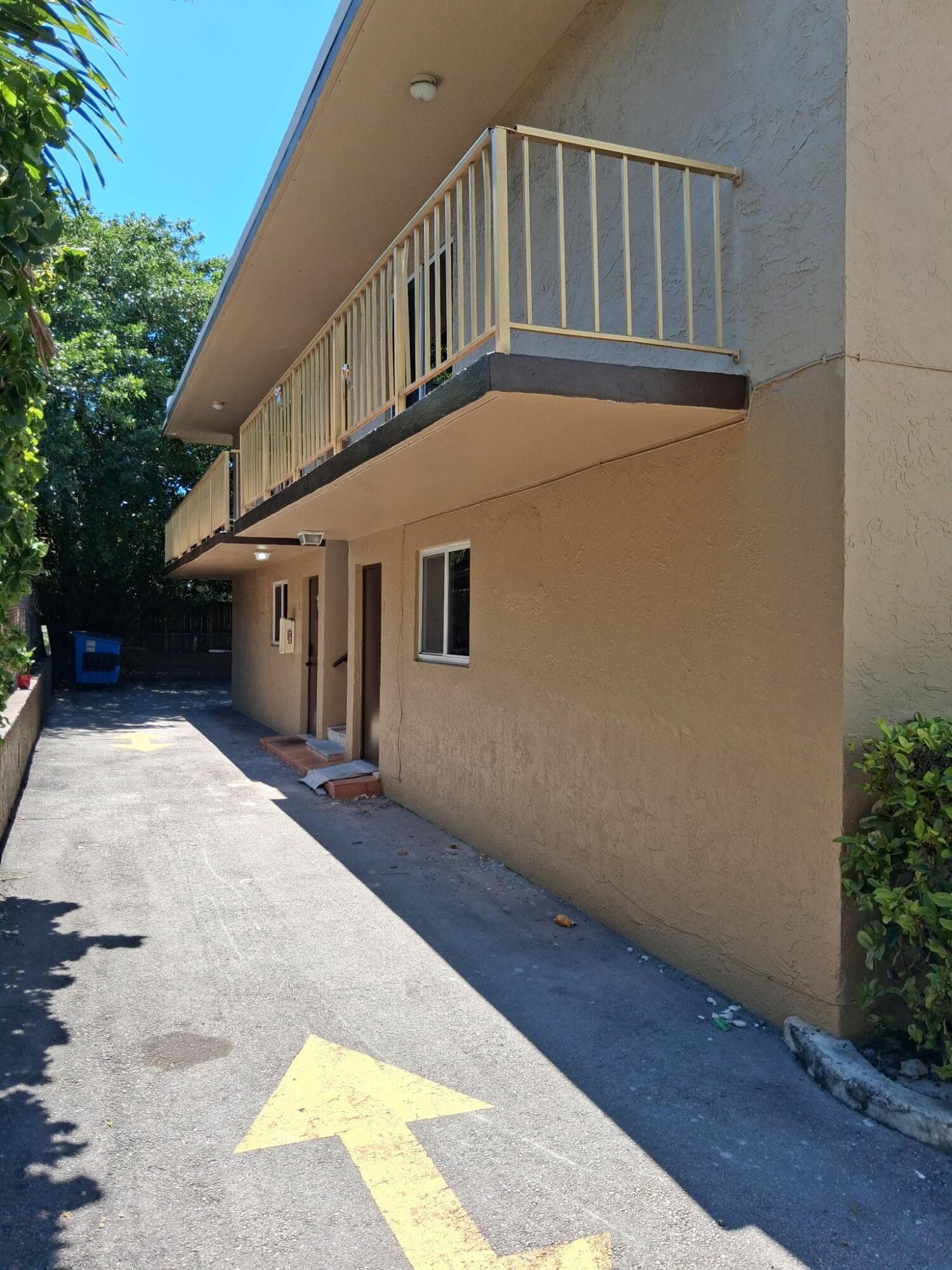 310 NW 16th Avenue 1, Miami, FL 33125 — photo 4 of 18