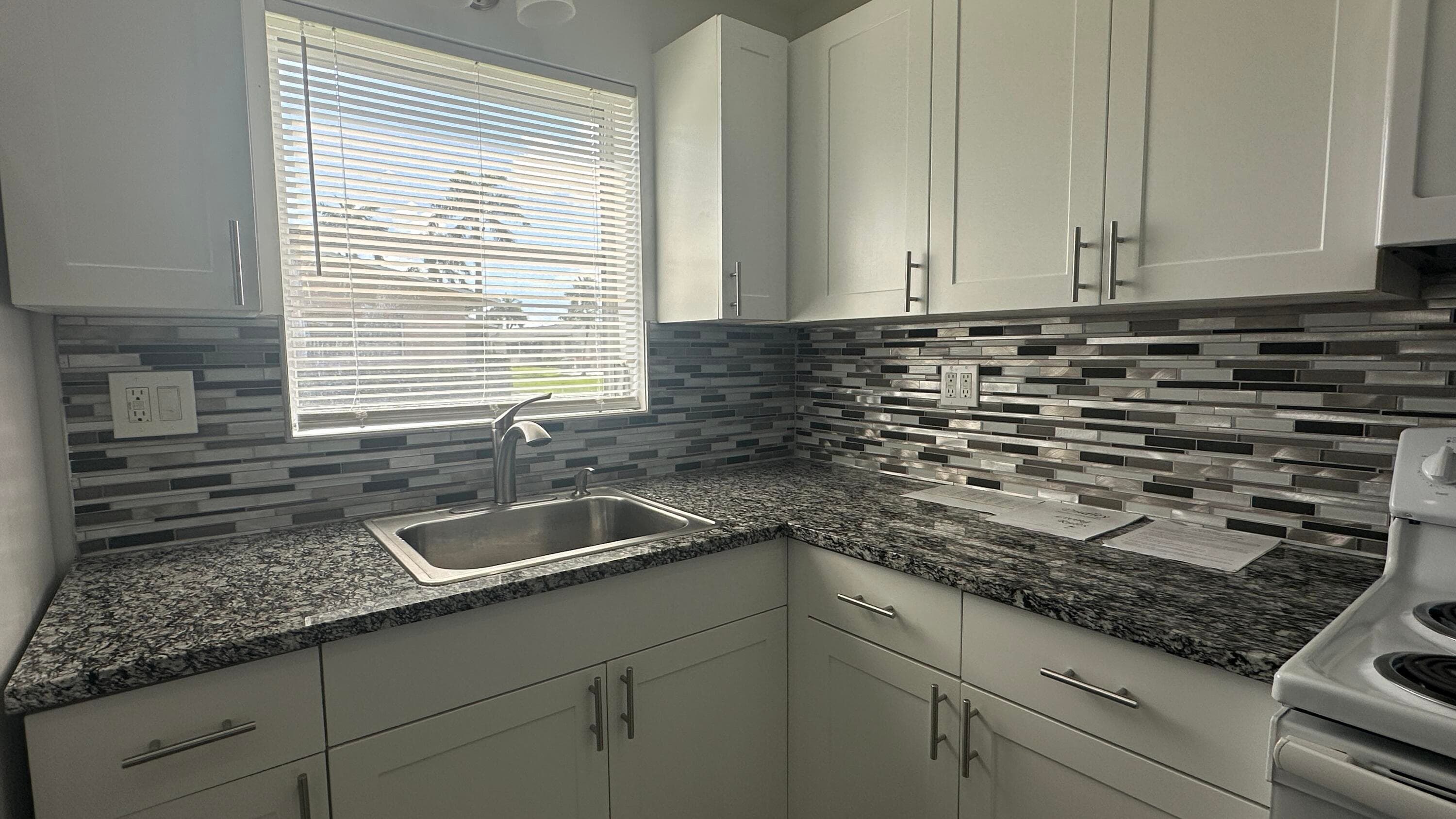 2723 Dudley Drive W G, West Palm Beach, FL 33415 — photo 8 of 24