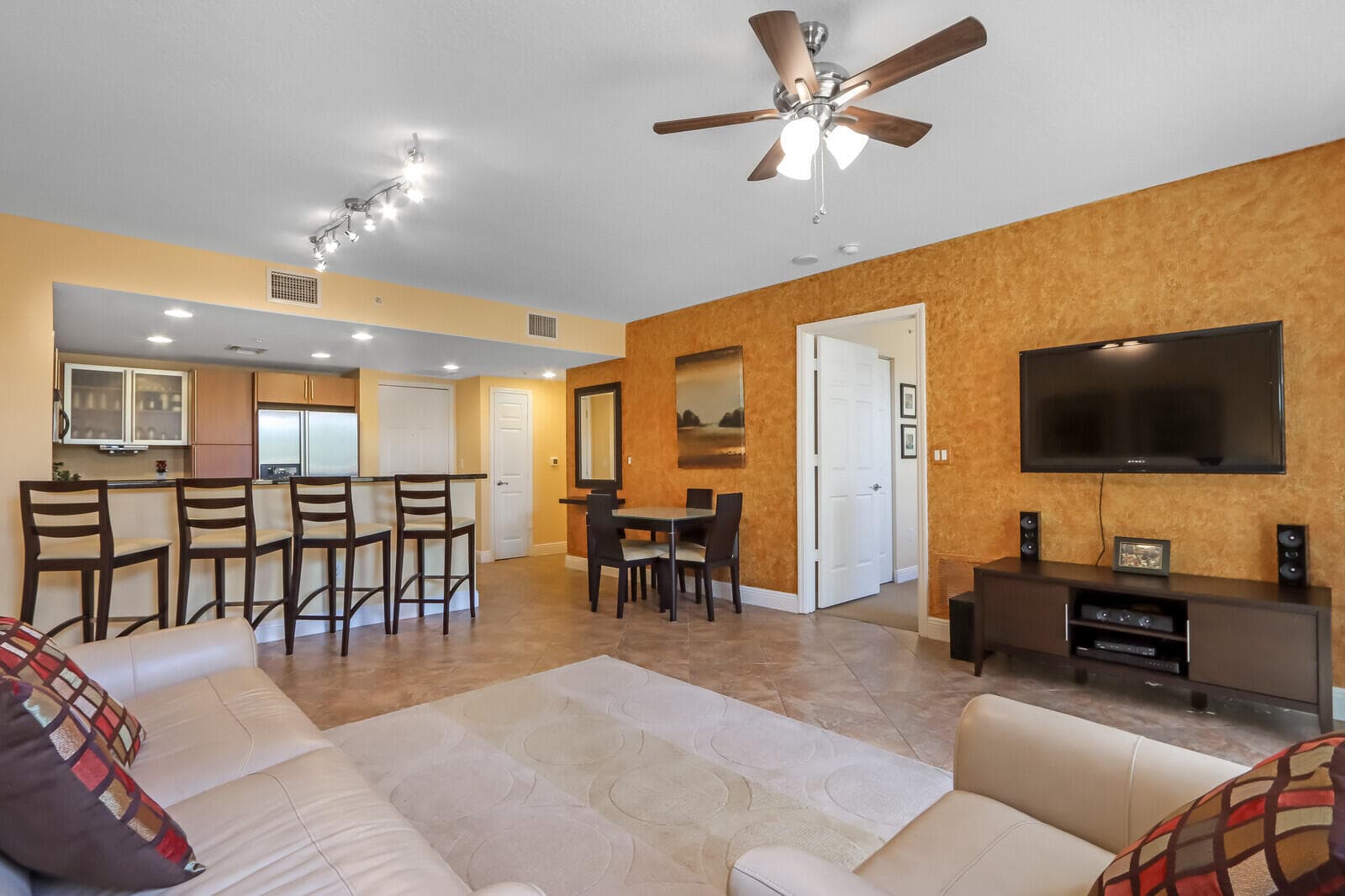 610 Clematis Street Apt 217, West Palm Beach, FL 33401 — photo 9 of 37