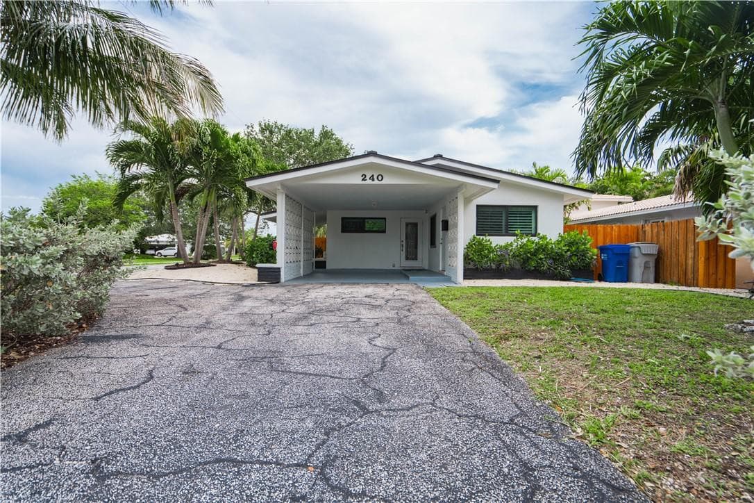 240 NE 25th Avenue, Pompano Beach, FL 33062 — photo 3 of 22