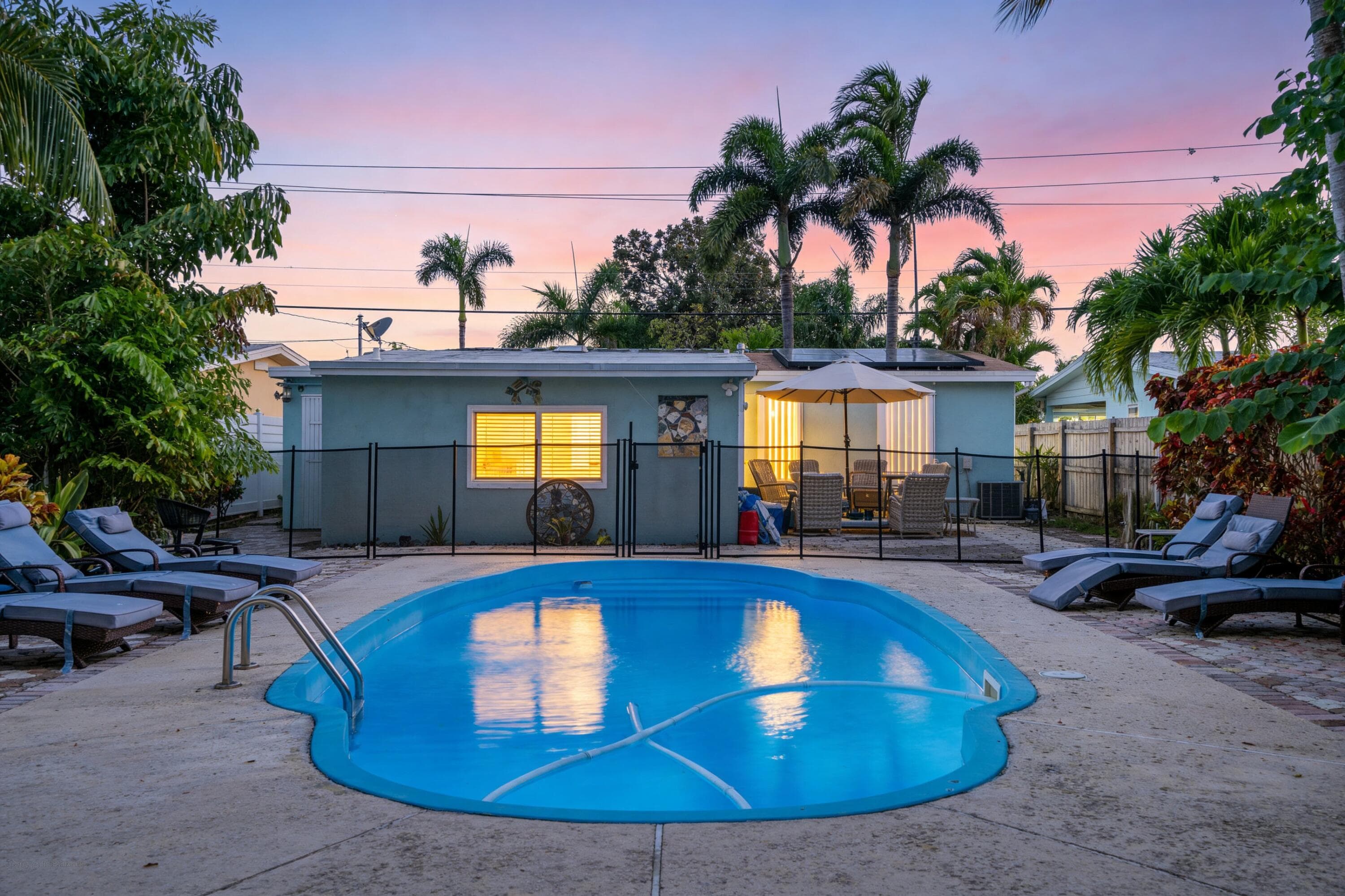 702 W Bloxham Street, Lantana, FL 33462 — photo