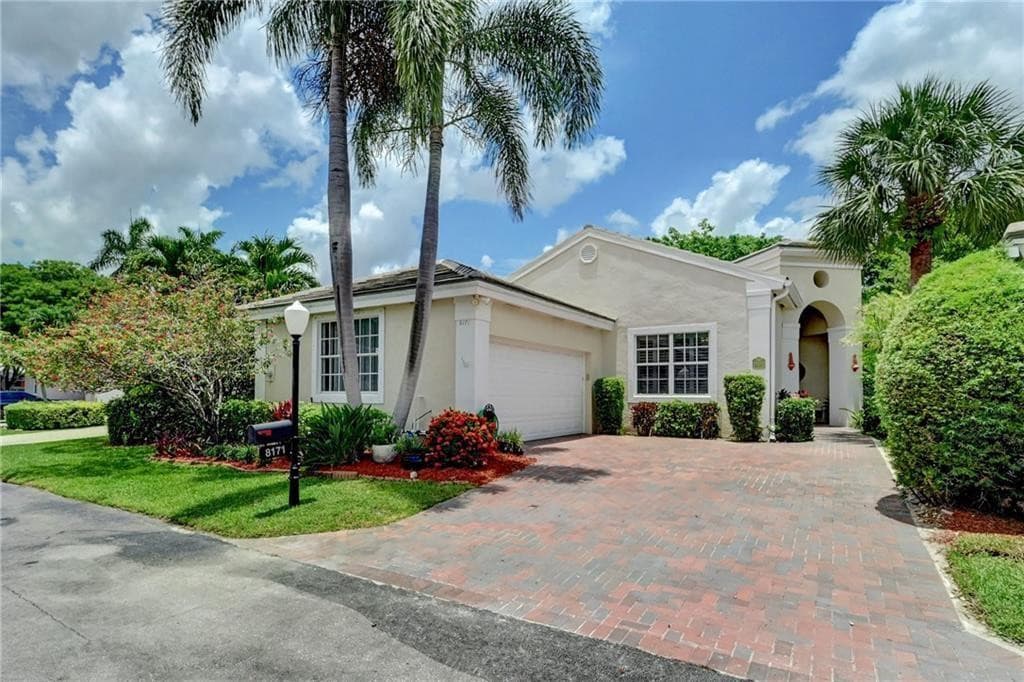 8171 Hampton Wood Drive, Boca Raton, FL 33433 — photo 3 of 66