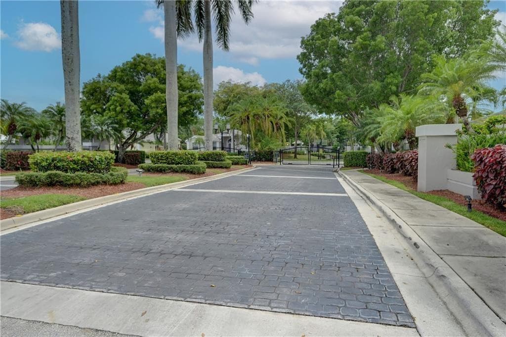8171 Hampton Wood Drive, Boca Raton, FL 33433 — photo 54 of 66