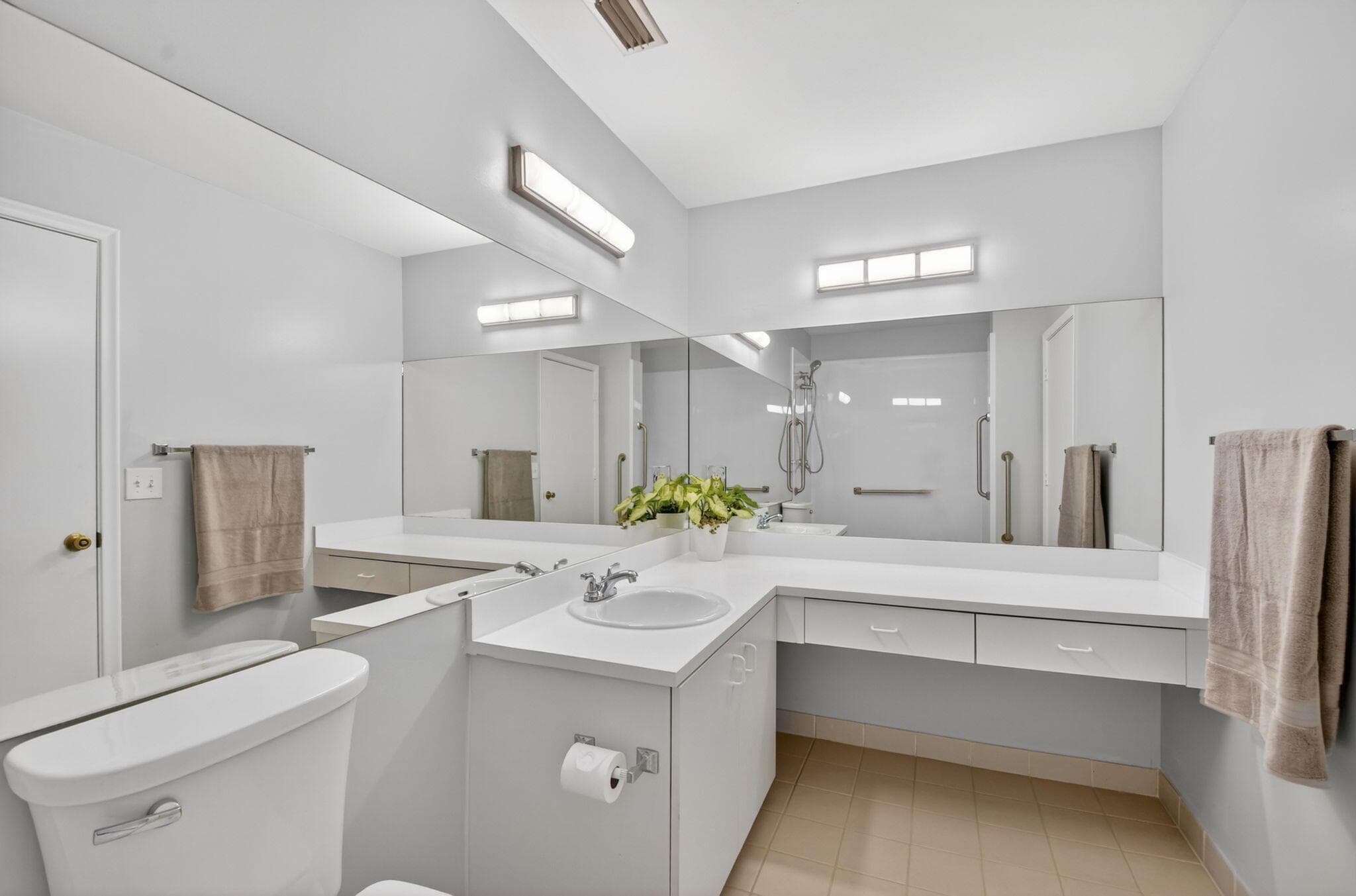 1604 Timberlane Circle, Greenacres, FL 33463 — photo 12 of 38