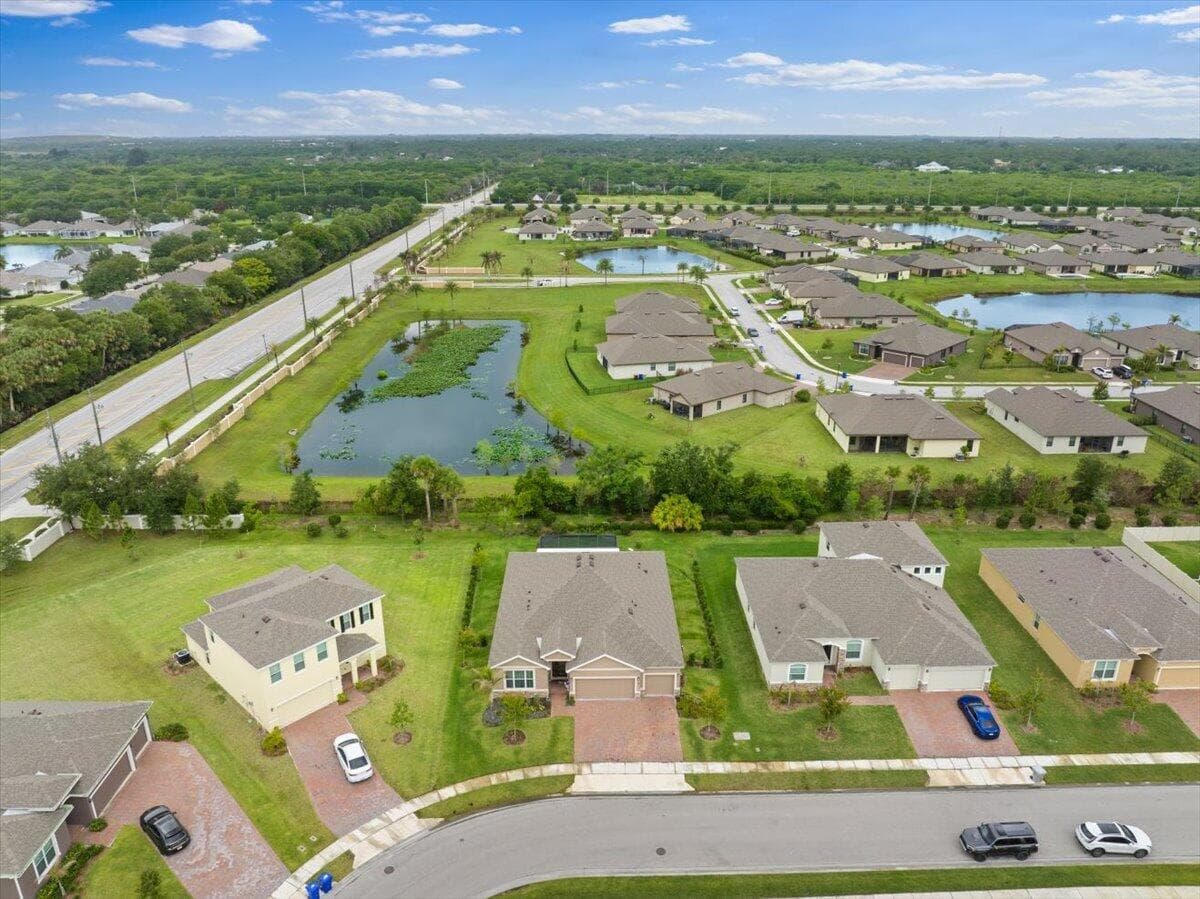 31 52nd Square, Vero Beach, FL 32968 — photo 41 of 52