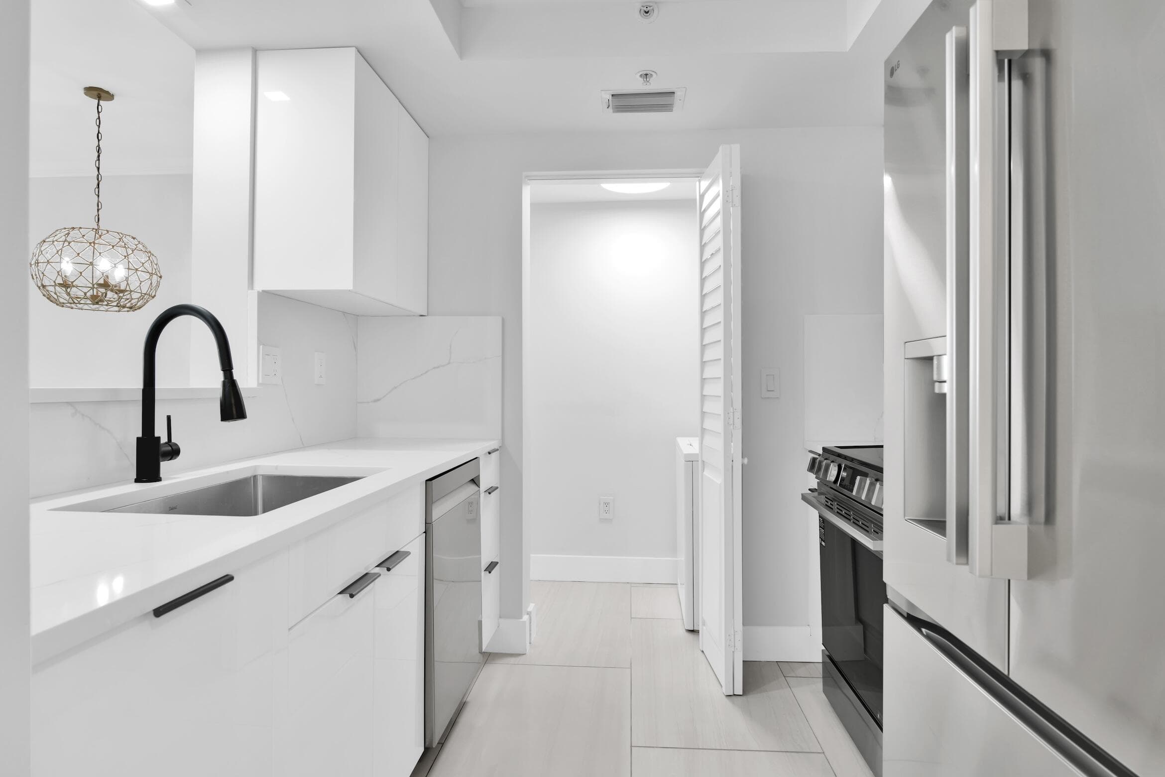 99 SE Mizner Boulevard 223, Boca Raton, FL 33432 — photo 15 of 46