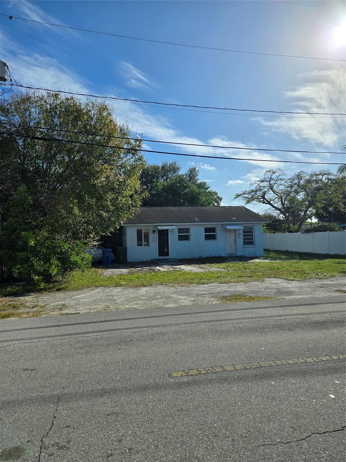 1262 NE 34th Court, Oakland Park, FL 33334 — photo 2 of 3