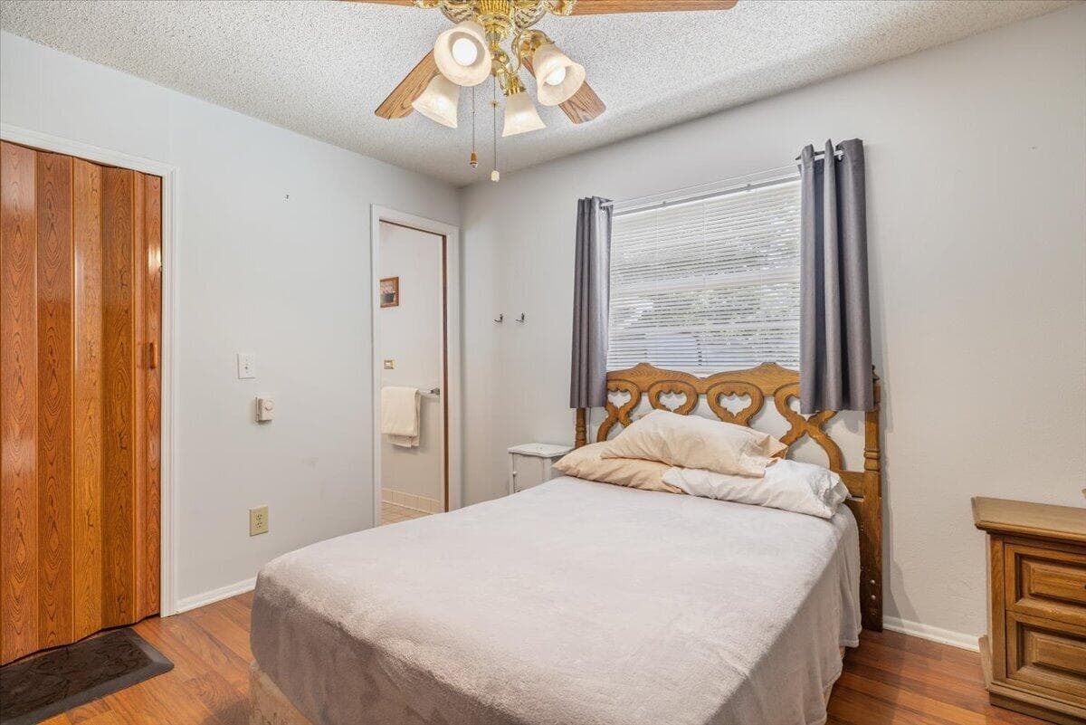 1735 40th Avenue, Vero Beach, FL 32960 — photo 22 of 34