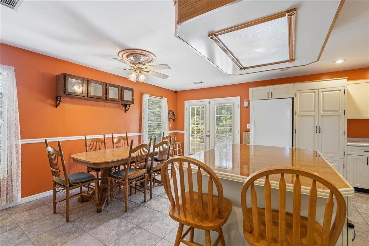 1735 40th Avenue, Vero Beach, FL 32960 — photo 12 of 34