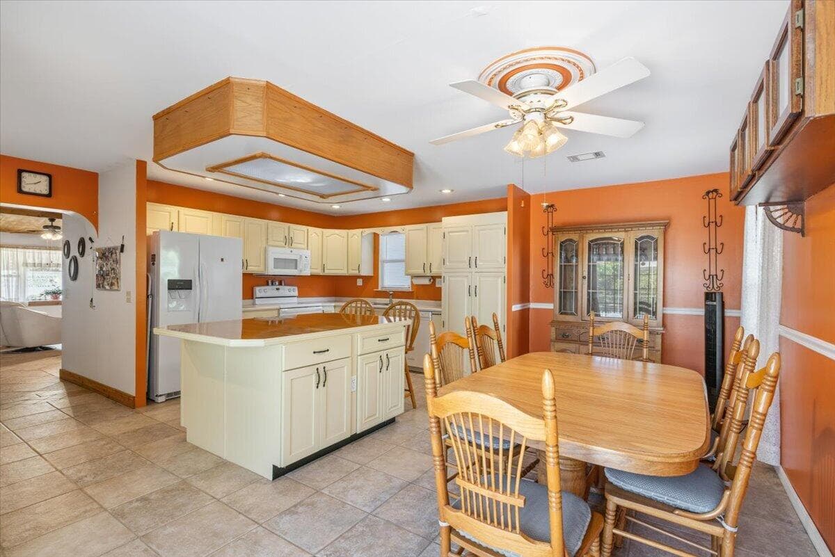 1735 40th Avenue, Vero Beach, FL 32960 — photo 13 of 34