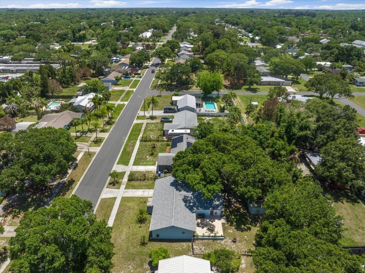 1735 40th Avenue, Vero Beach, FL 32960 — photo 32 of 34